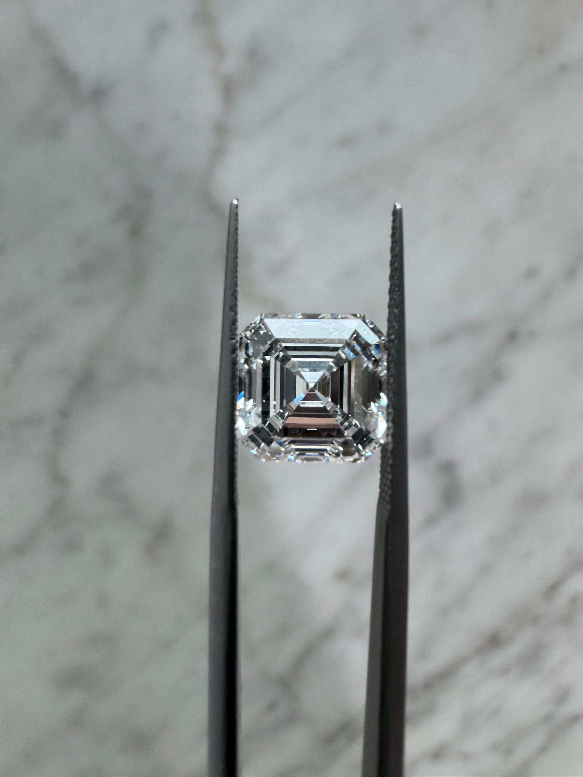 Asscher | 4.06ct F VS1 | IGI Certified 648427133