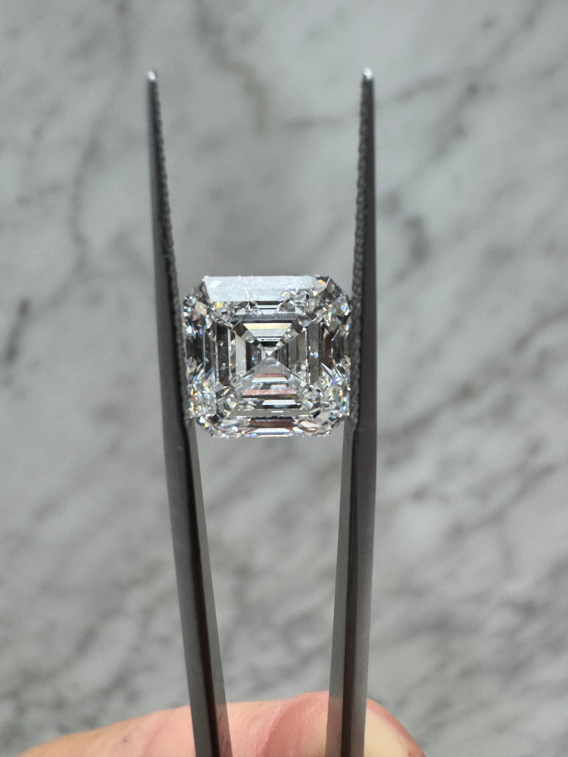 Asscher | 5.04ct E VS1 | IGI Certified 660456774