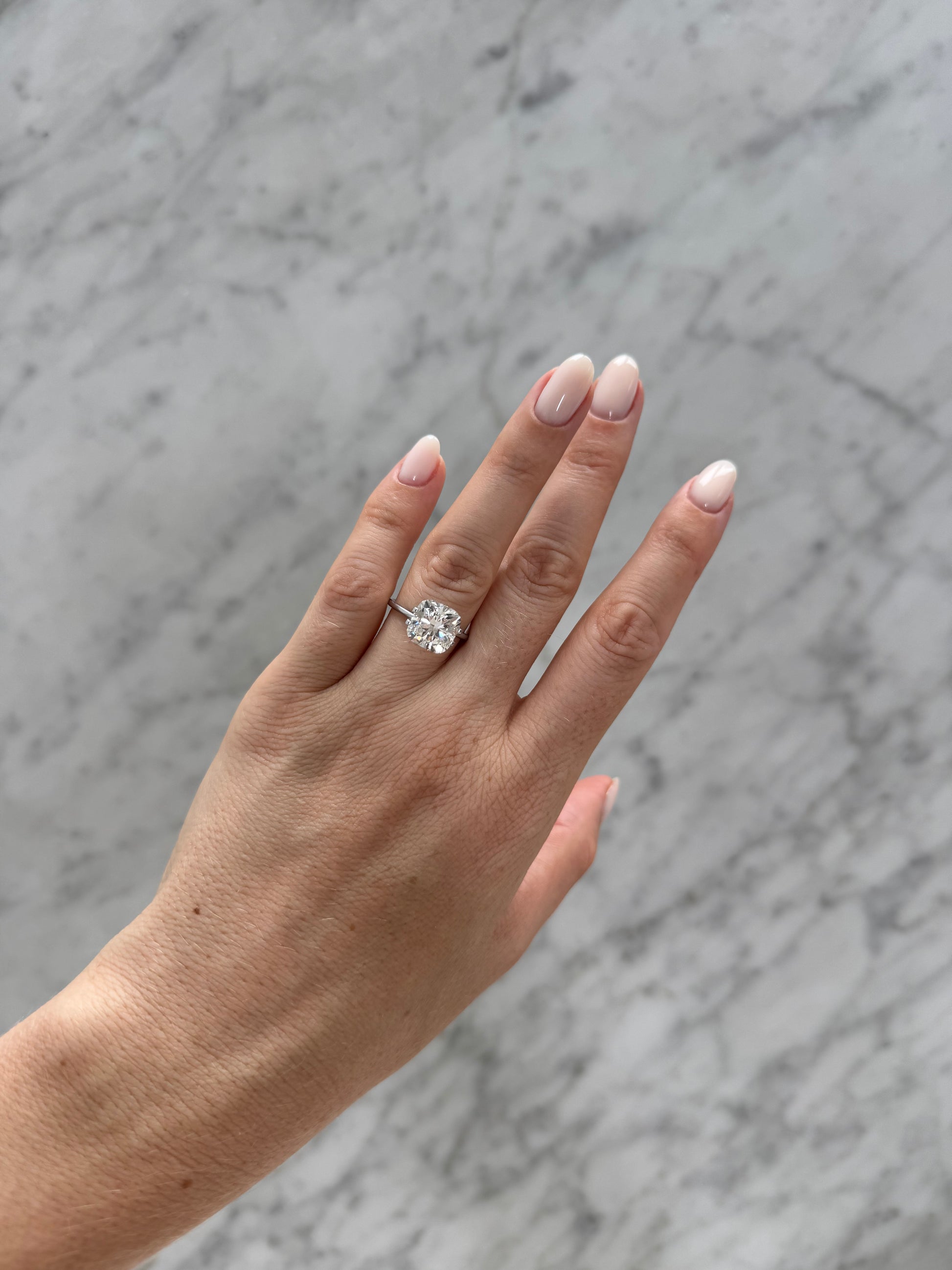 Cushion | 5.01ct G VS1 | 1.02 ratio | IGI Certified 712560744