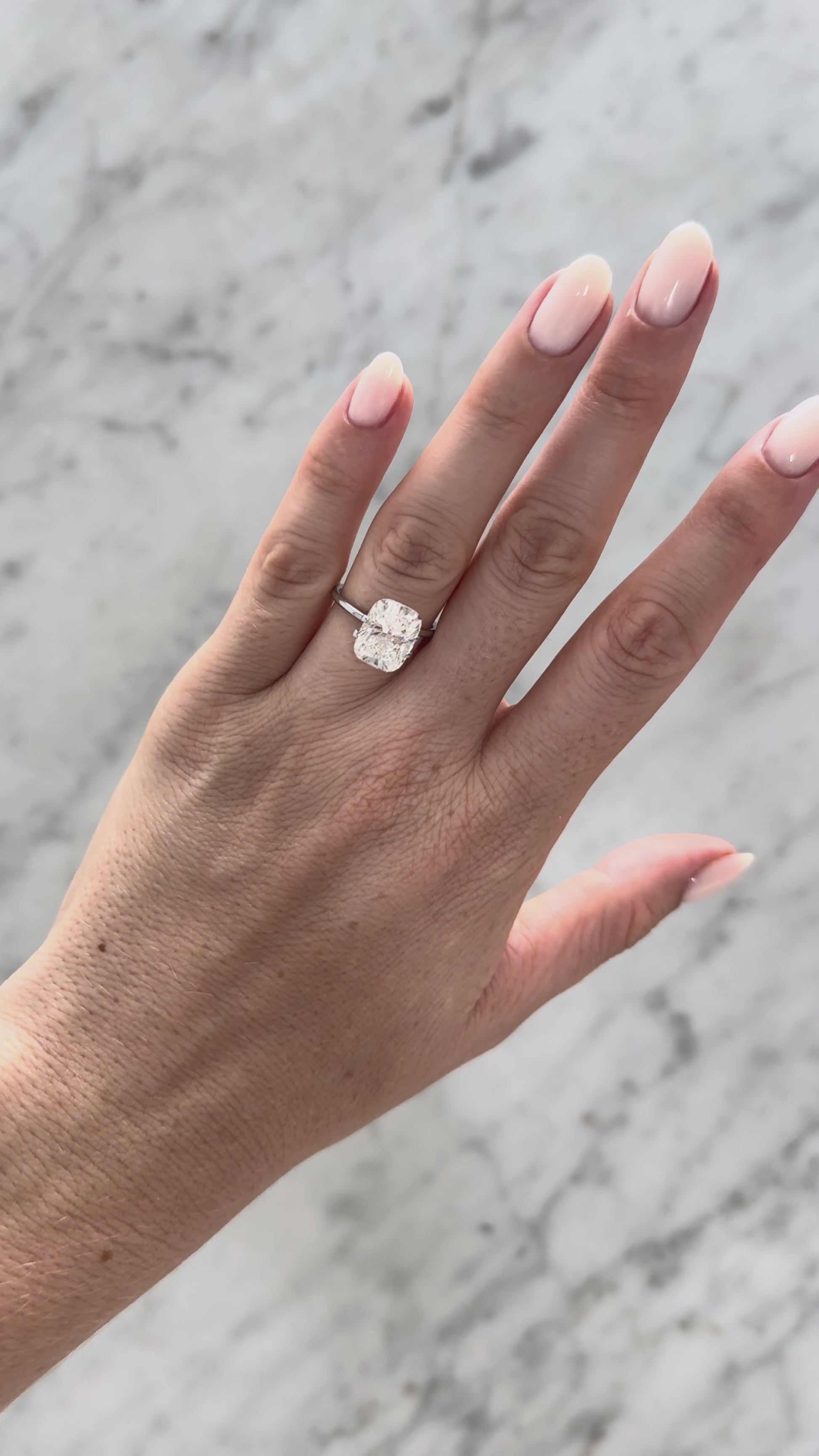 Cushion | 5.01ct F VS2 | 1.27 ratio | IGI Certified 712557665