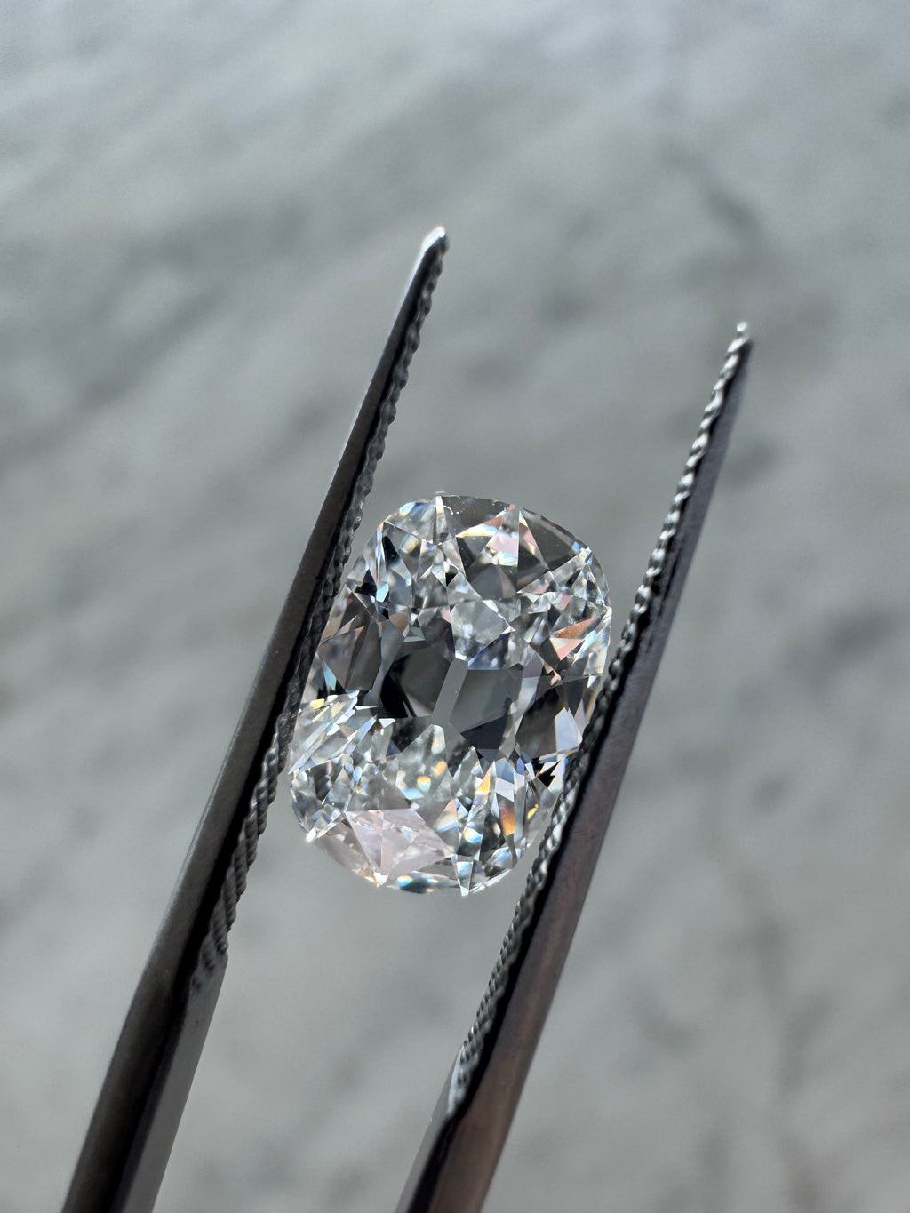 Old Mine Cut | 2.07ct D VVS2 | 1.45 ratio | IGI Certified LG789610582