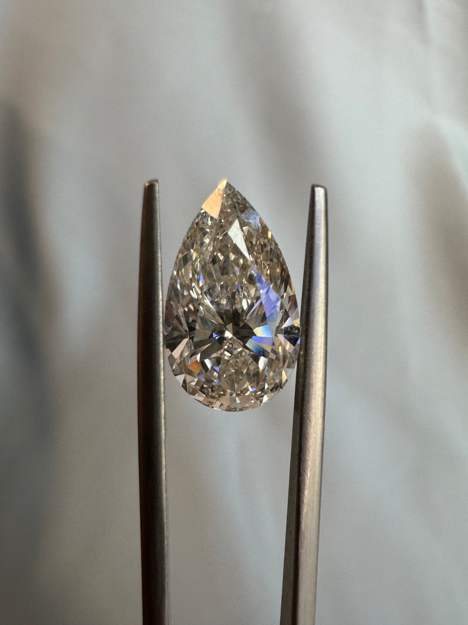 Pear | 4.53ct I VS1 | 1.69 ratio | IGI Certified