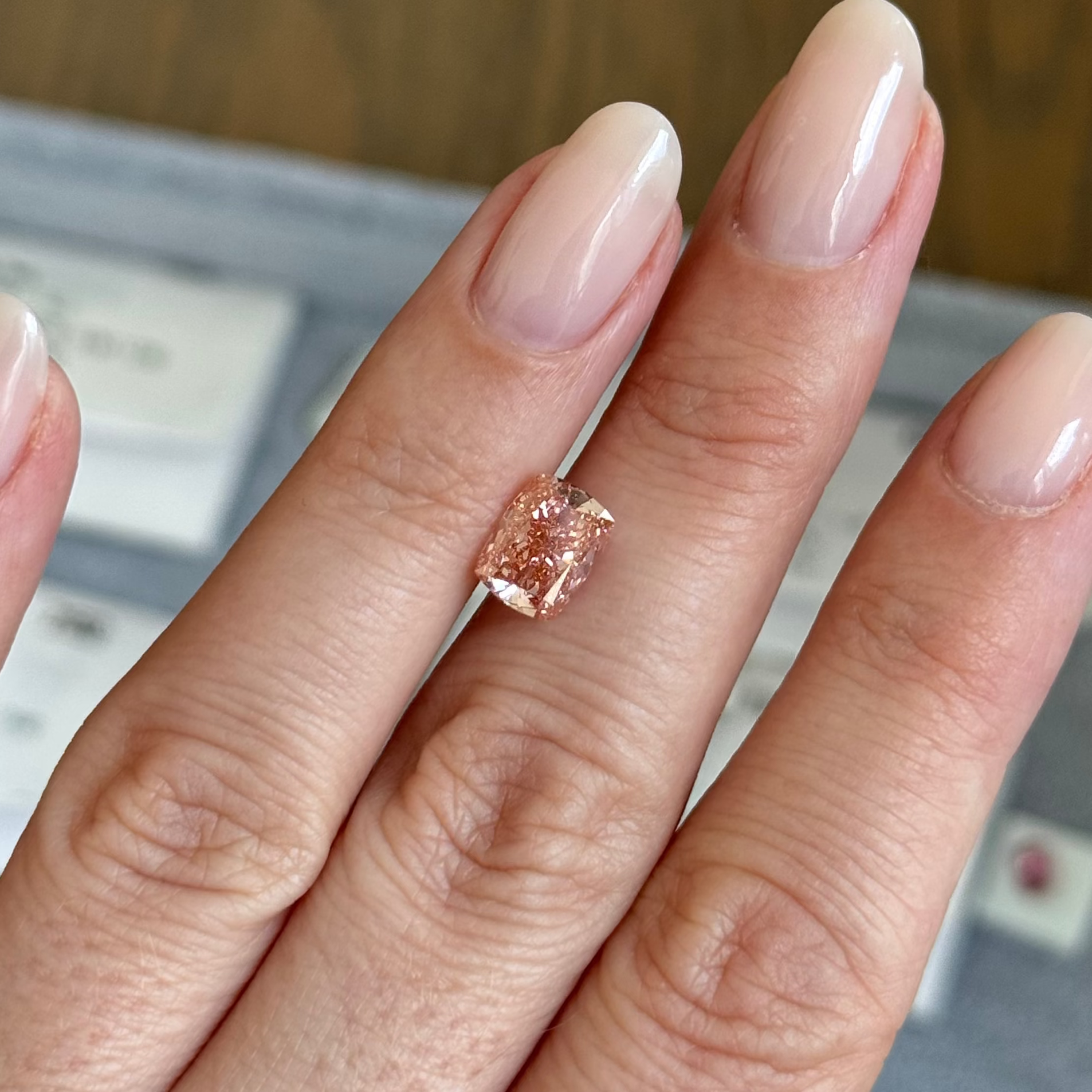 Cushion | 2.71ct Fancy Vivid Pink VS1 | 1.32 ratio | IGI Certified LG662445372