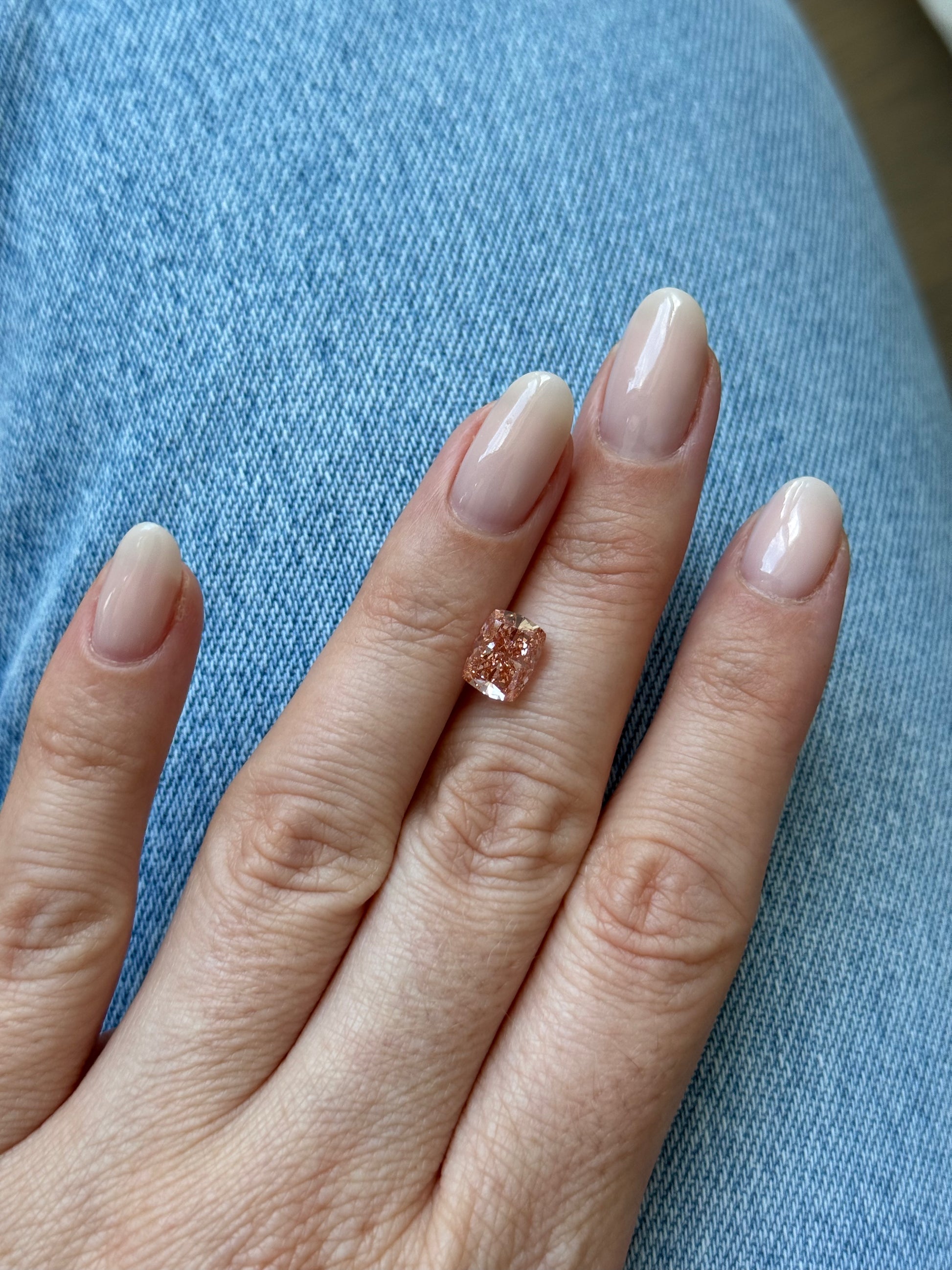 Cushion | 2.71ct Fancy Vivid Pink VS1 | 1.32 ratio | IGI Certified LG662445372