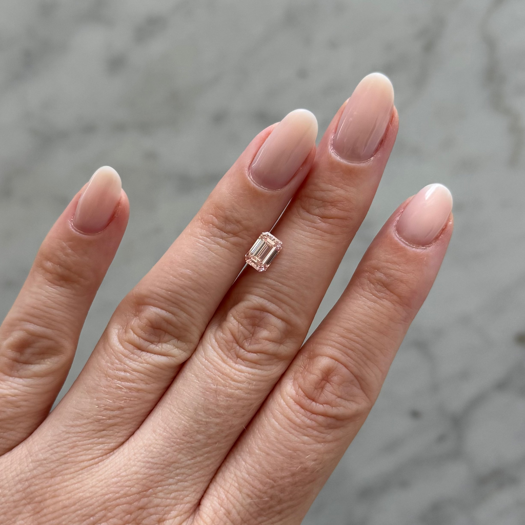 Emerald | 1.30ct Fancy Intense Pink VS1 | 1.46 ratio | IGI Certified 659452761