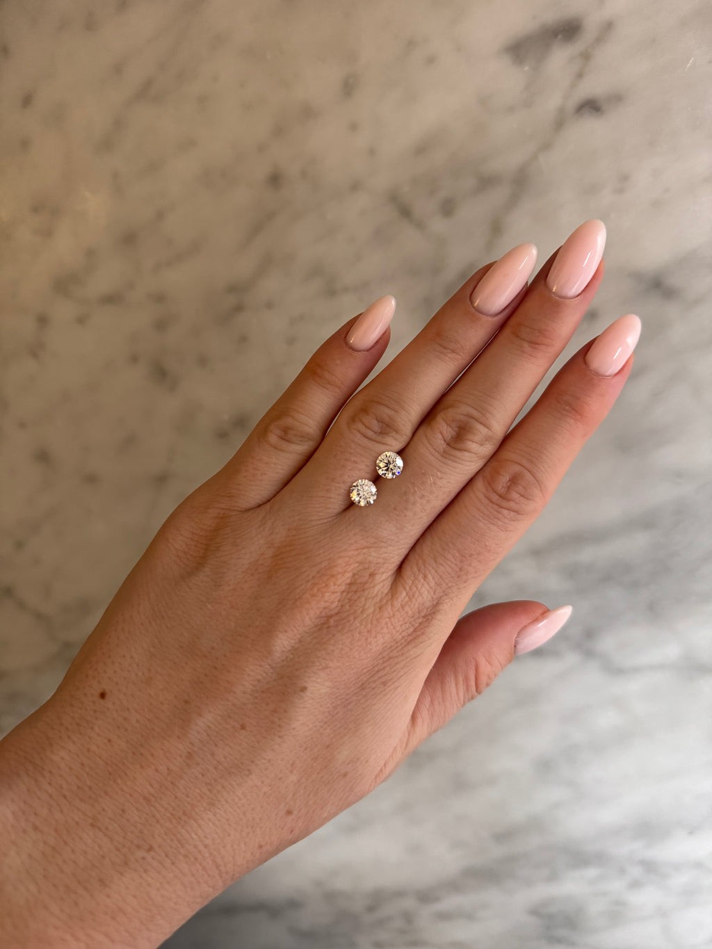 Matched Pair | Round | 2.11ctw D/E VVS1 | IGI Certified 640483864, 634460975