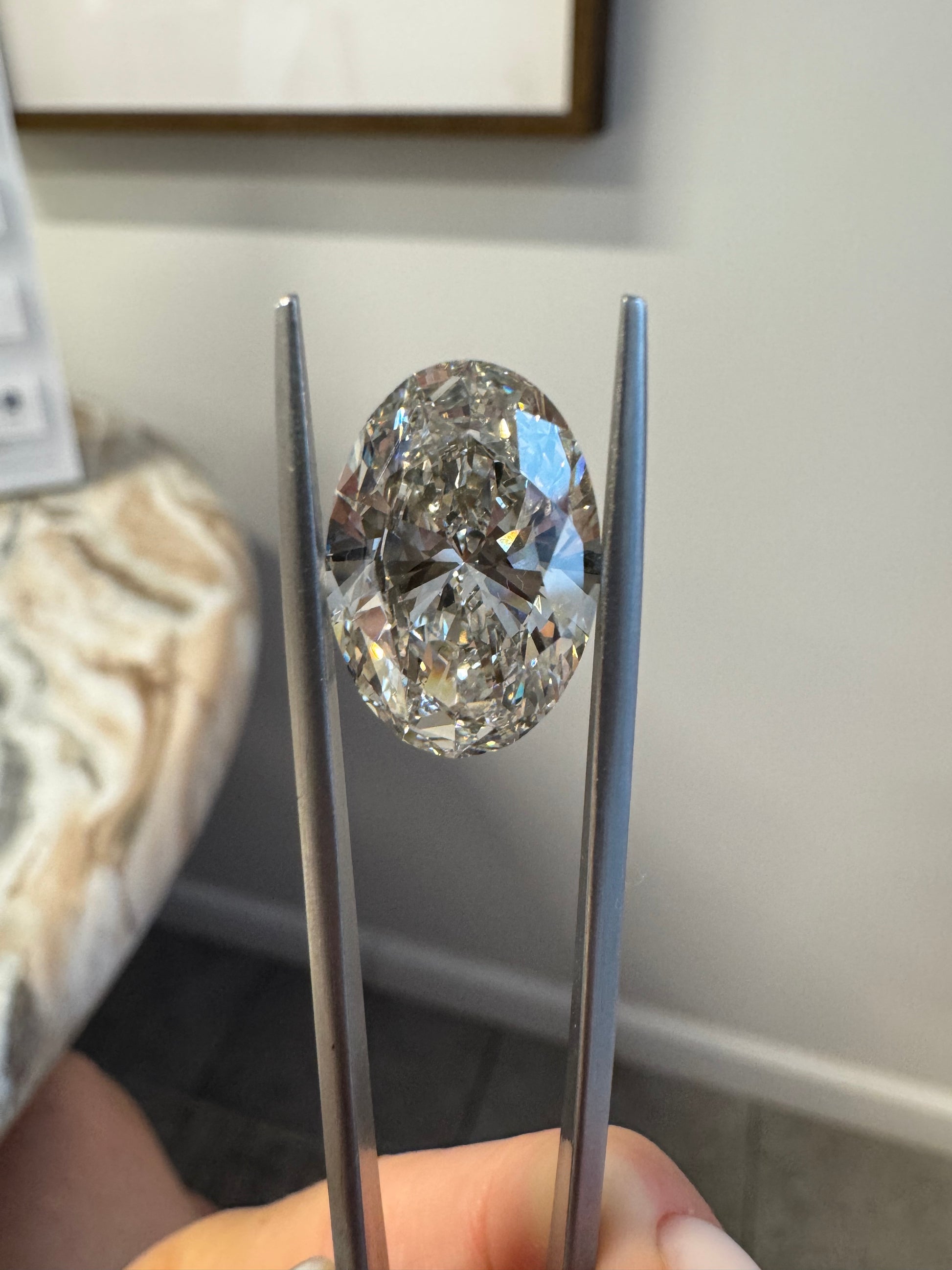 Oval | 9.53ct K-M VS2 | 1.46 ratio | Non-certified