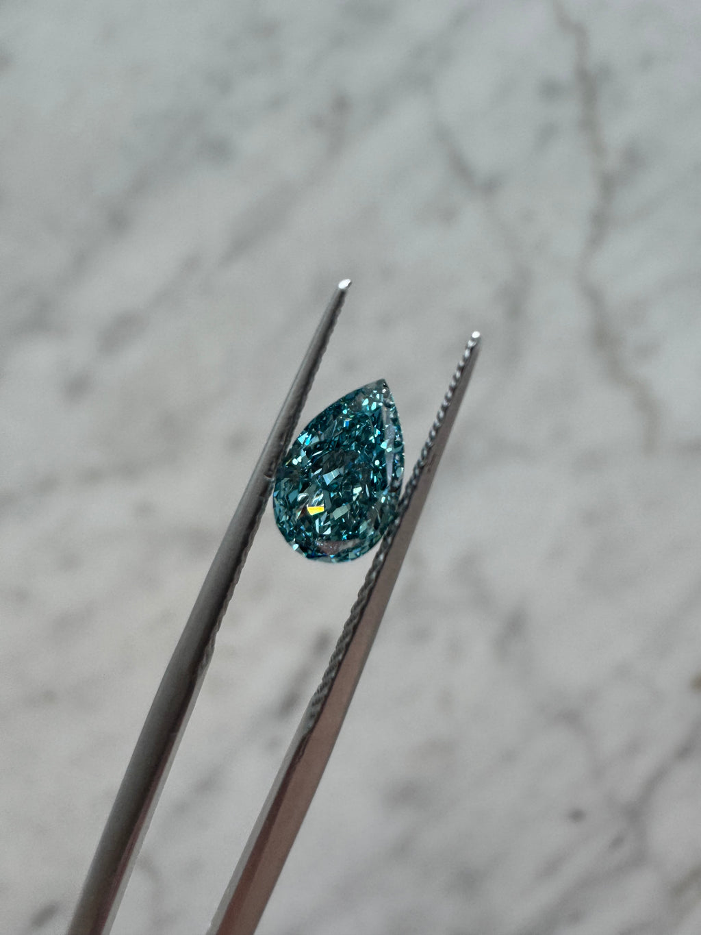 Pear | 1.14ct Fancy Vivid Blue VS1 | 1.62 ratio | IGI Certified 686505406