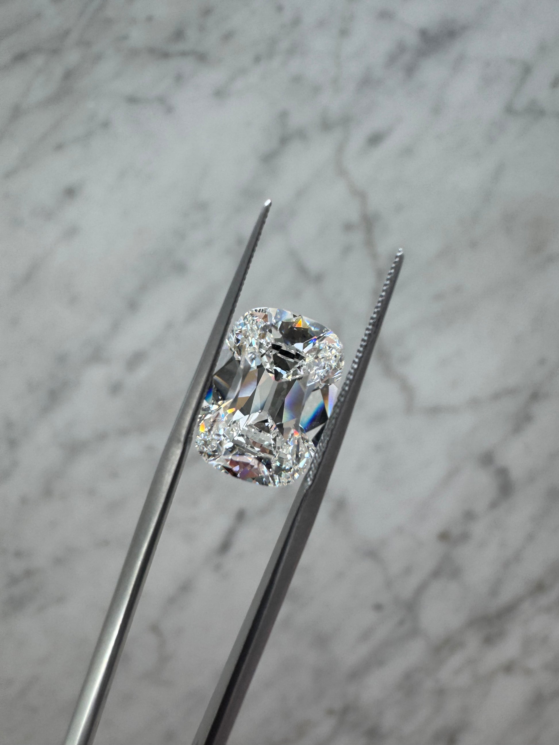 Old miner | 6.02ct F VVS2 | 1.41 ratio | IGI Certified LG765605643