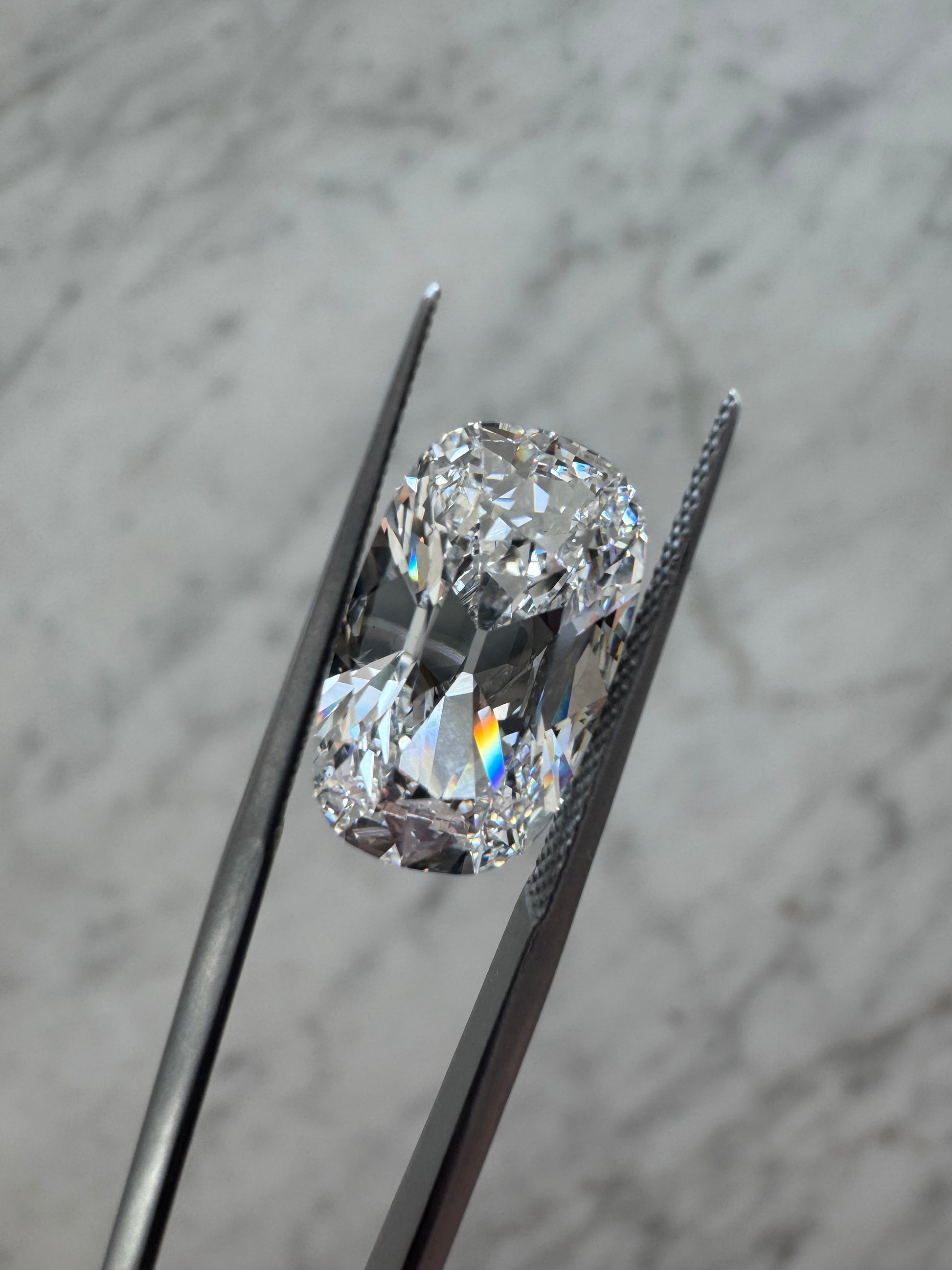 Old miner | 6.09ct E VS1 | 1.68 ratio | IGI Certified LG741592146