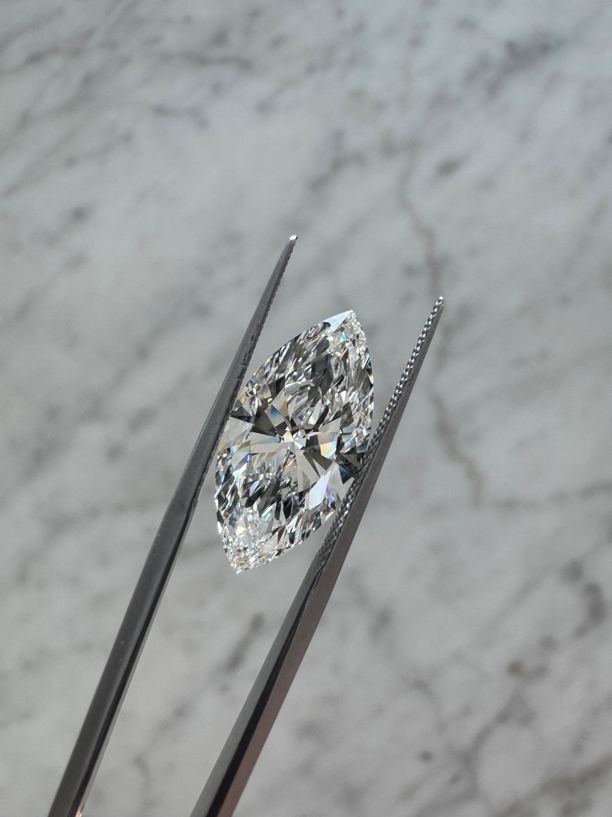 Marquise | 5.04ct F VVS2 | 2.07 ratio | IGI Certified LG705504892