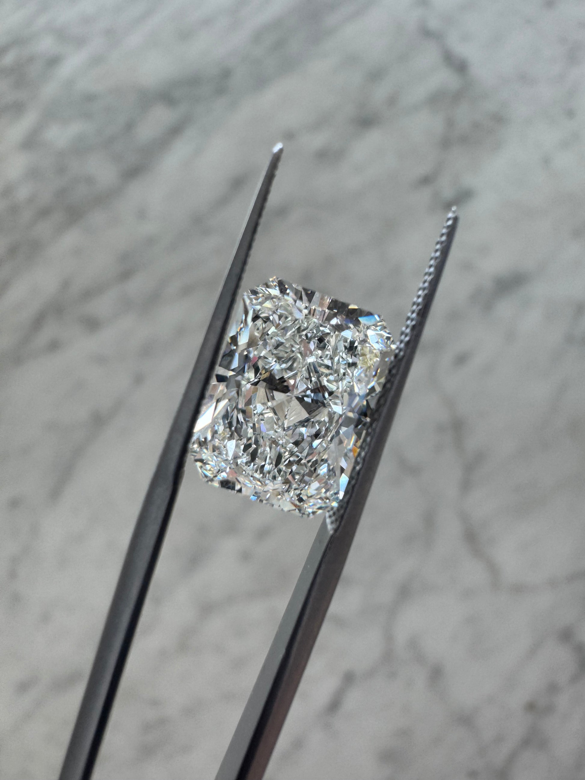 Ashoka | 3.02ct F VS1 | 1.46 ratio | IGI Certified LG788657600