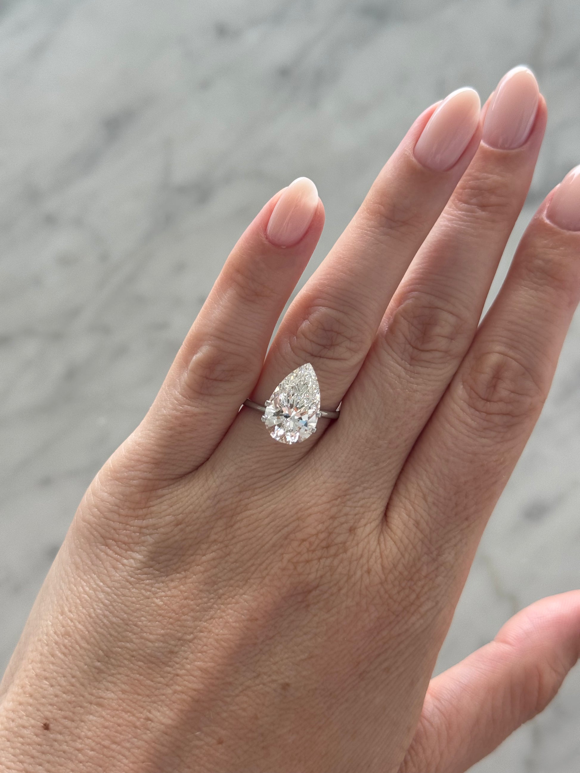 Pear | 5.22ct F VS1 | 1.60 ratio | IGI Certified LG793649981