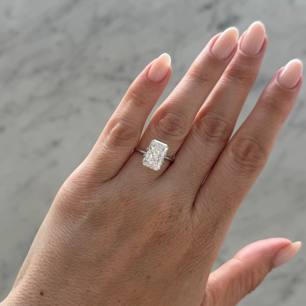Radiant | 4.09ct D VS1 | 1.49 ratio | IGI Certified LG788640790