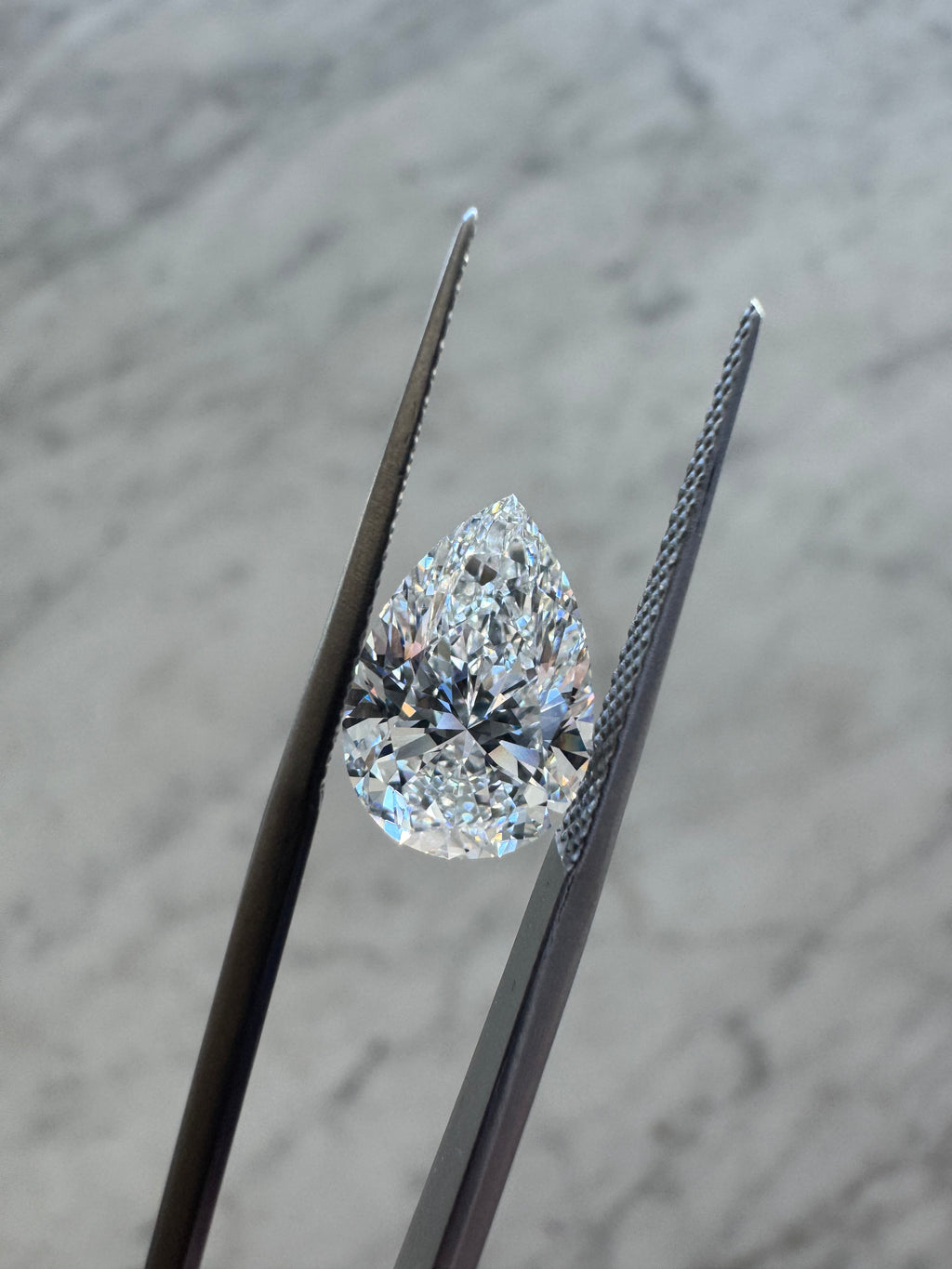 Pear | 3.09ct E VS1 | 1.50 ratio | IGI Certified LG771622091