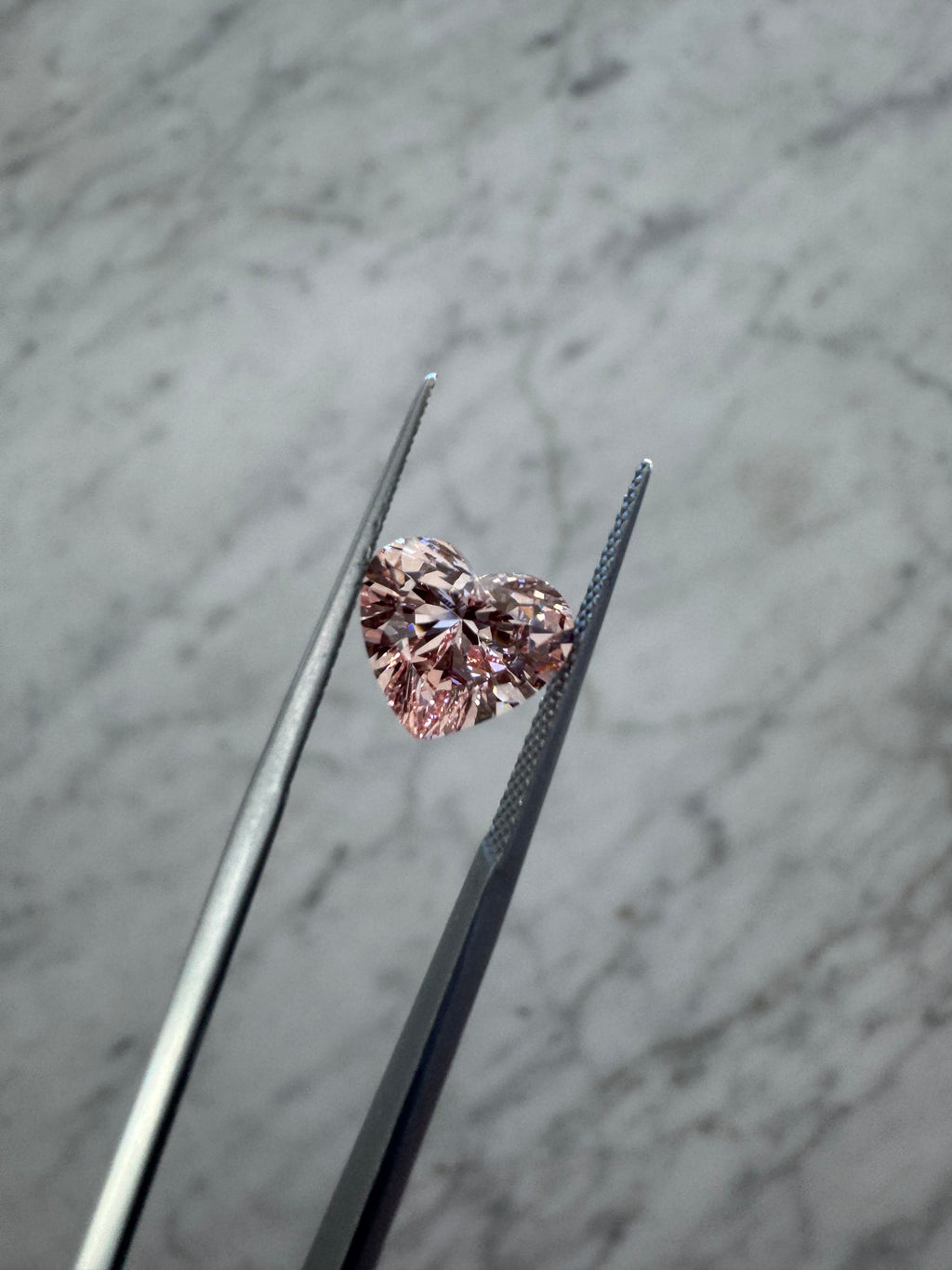 Heart | 2.52ct Fancy Intense Pink VS1 | IGI Certified 763670380