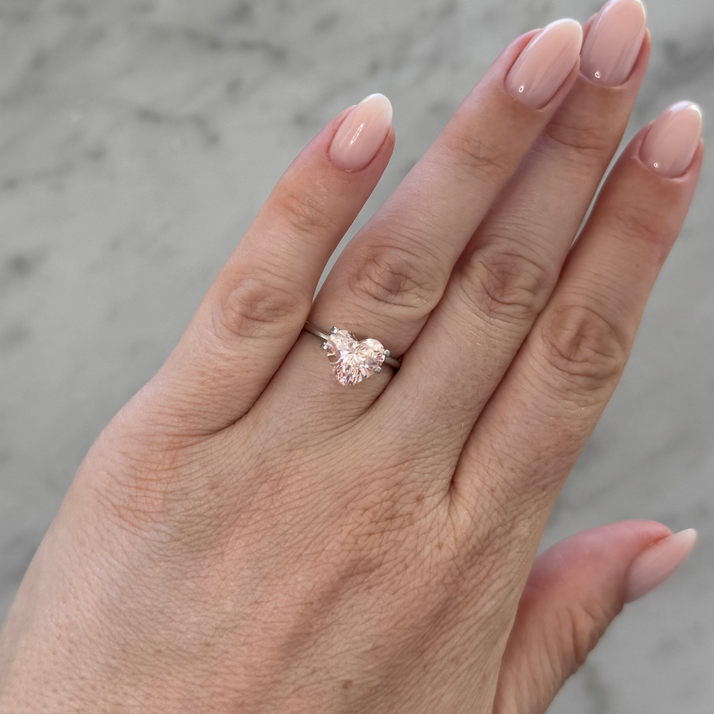 Heart | 2.52ct Fancy Intense Pink VS1 | IGI Certified 763670380