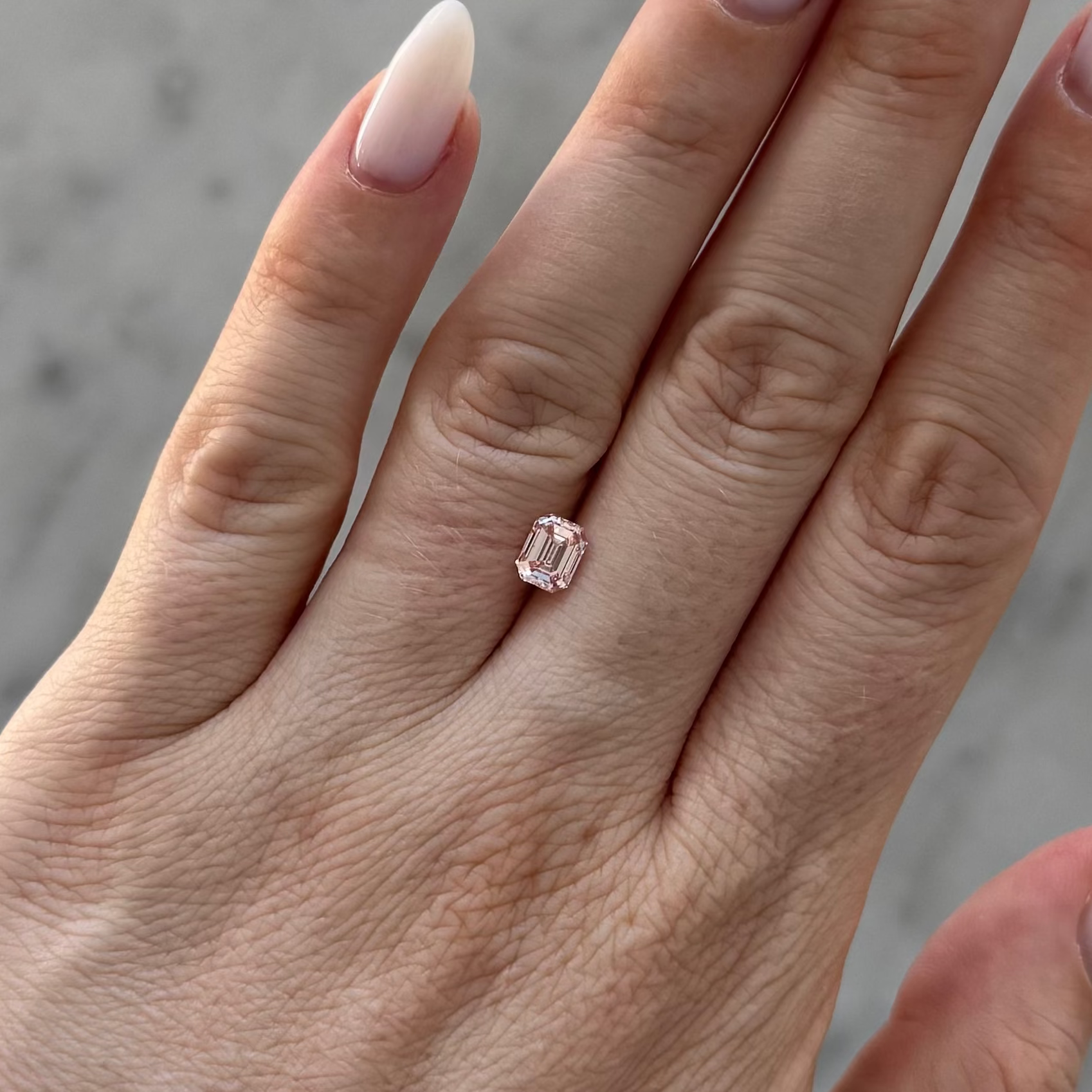 Emerald | 0.86ct Fancy Intense Pink VS3 | 1.26 ratio | IGI Certified 640442441