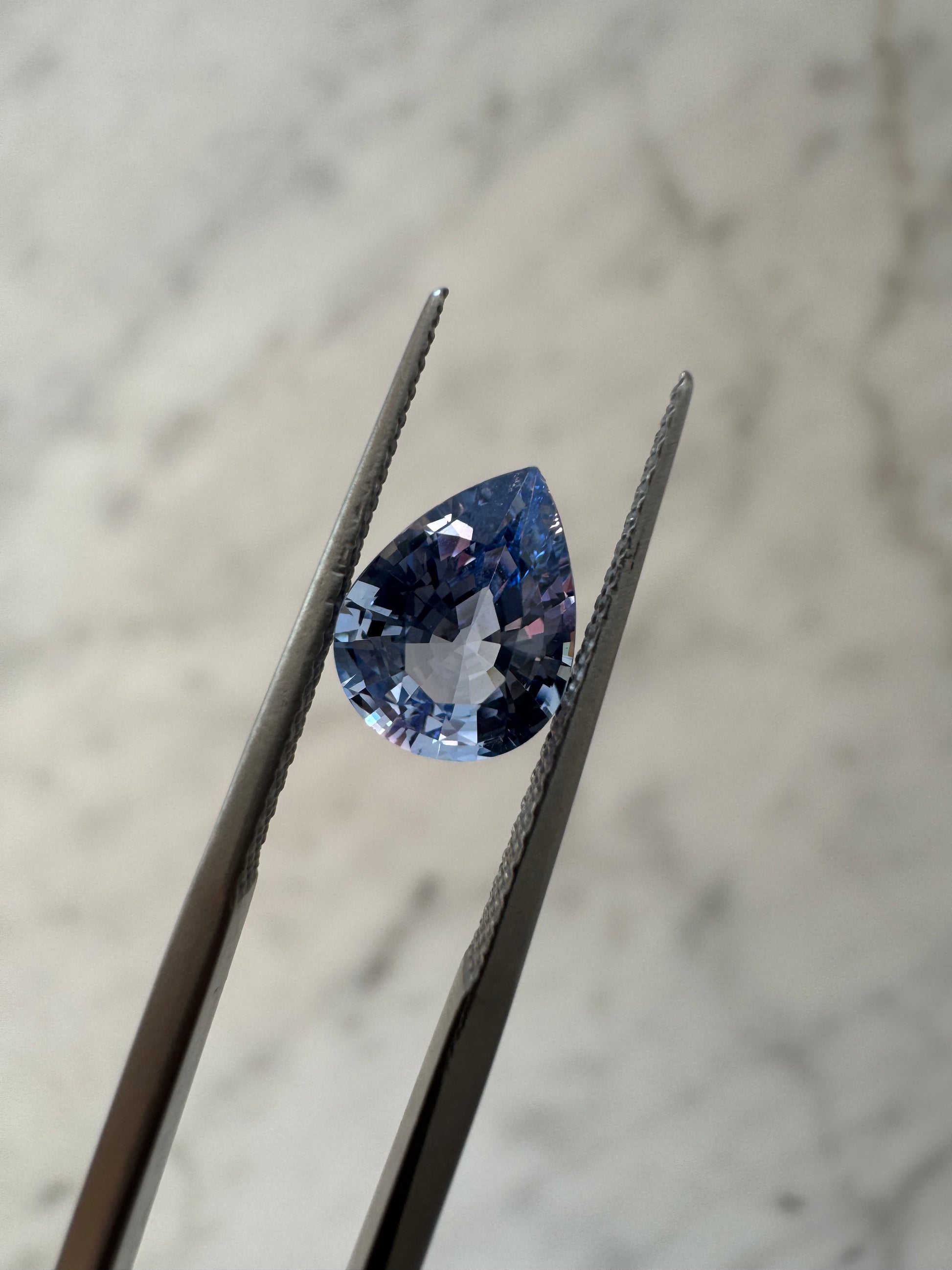 1.88ct Periwinkle Sapphire | 1.29 ratio | Certified