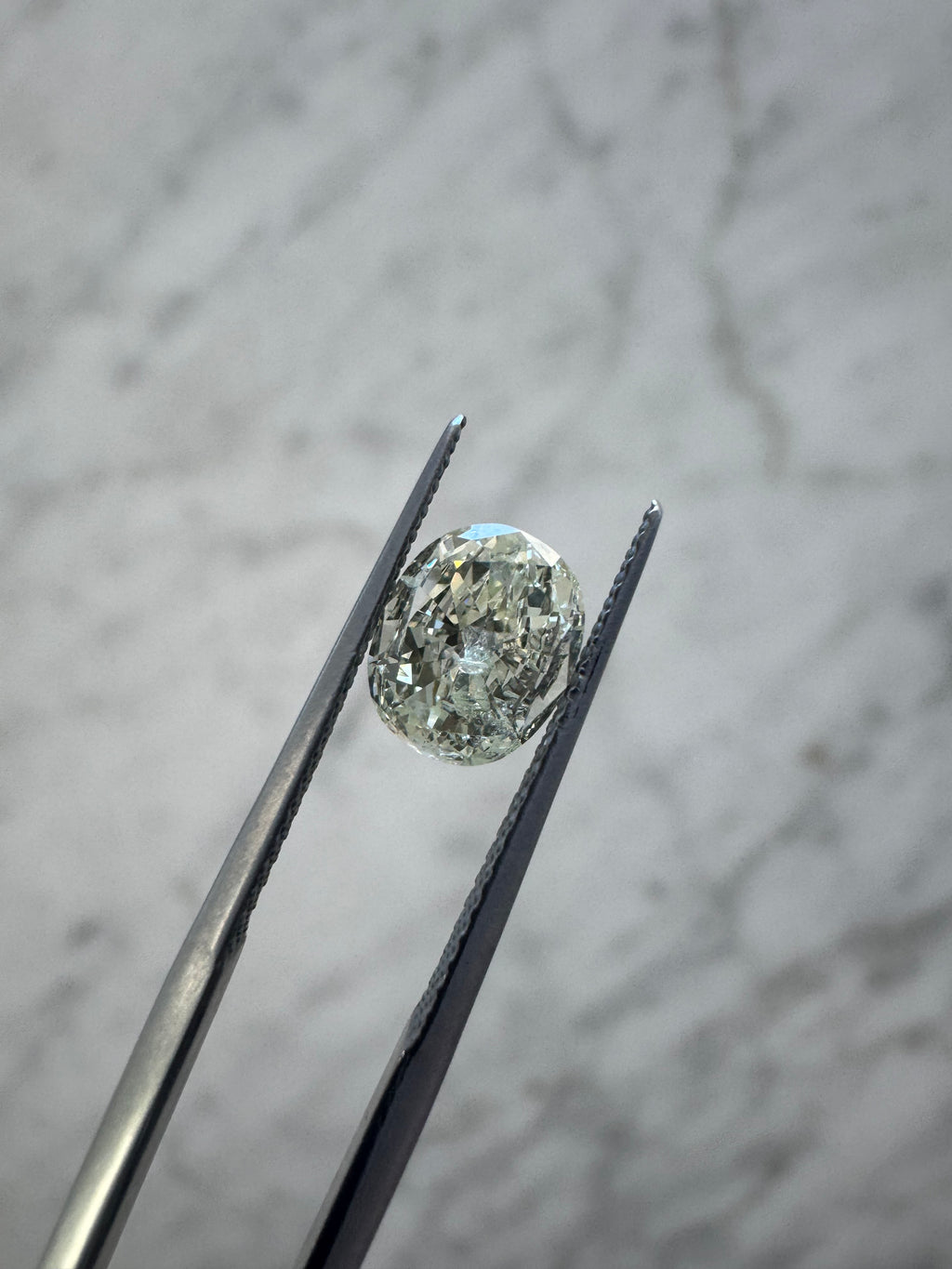 Oval | 1.02ct K I1 | 1.24 ratio | IGI Certified 371988744