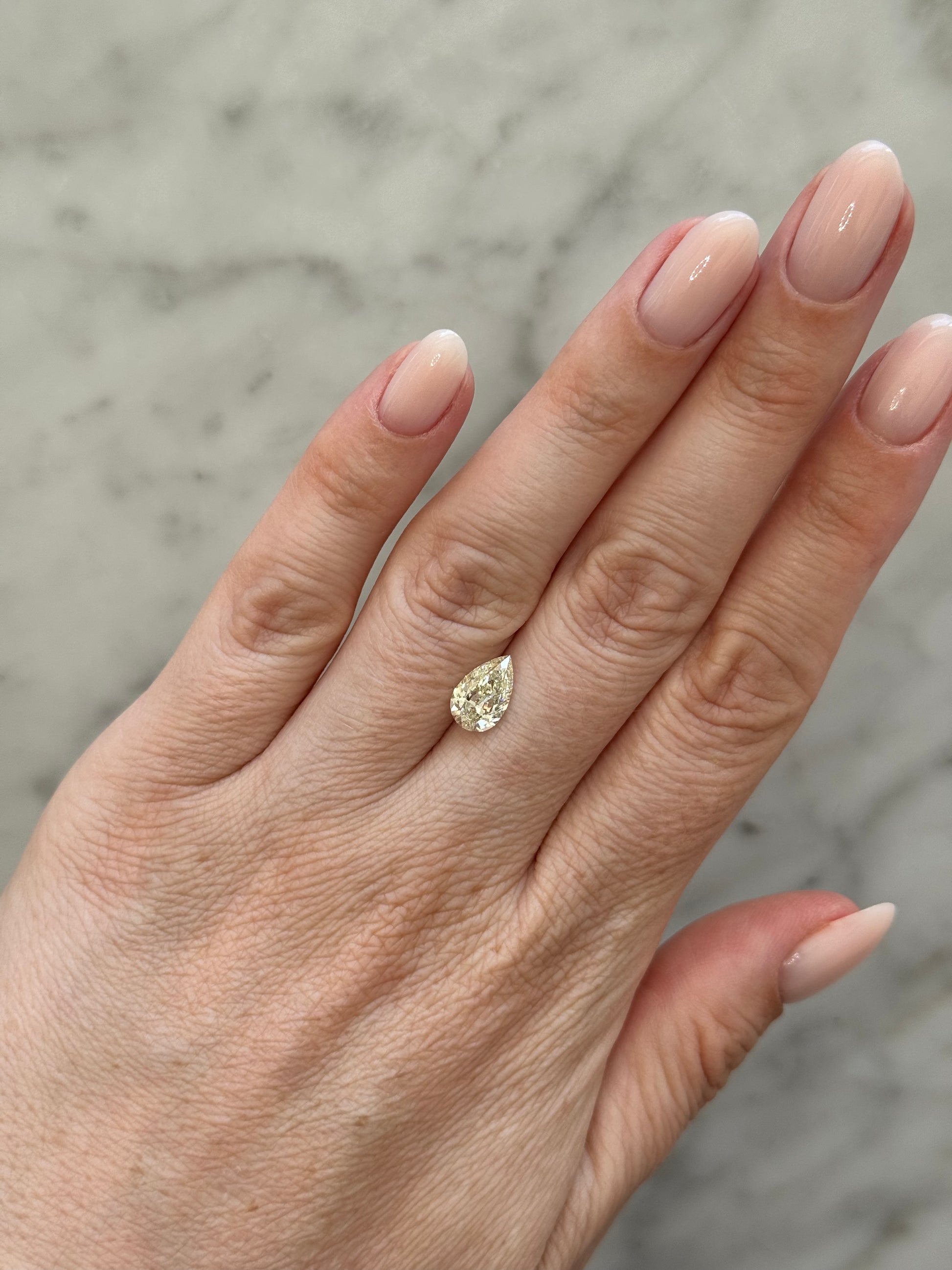 Pear | 1.70ct M SI2 | 1.60 ratio | GIA Certified 7488368094
