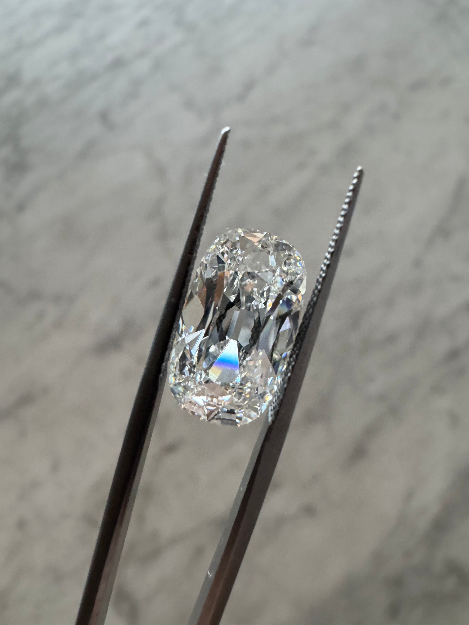 Old Mine Cushion | 5.00ct F VS1 | 1.70 ratio | IGI Certified LG756519269