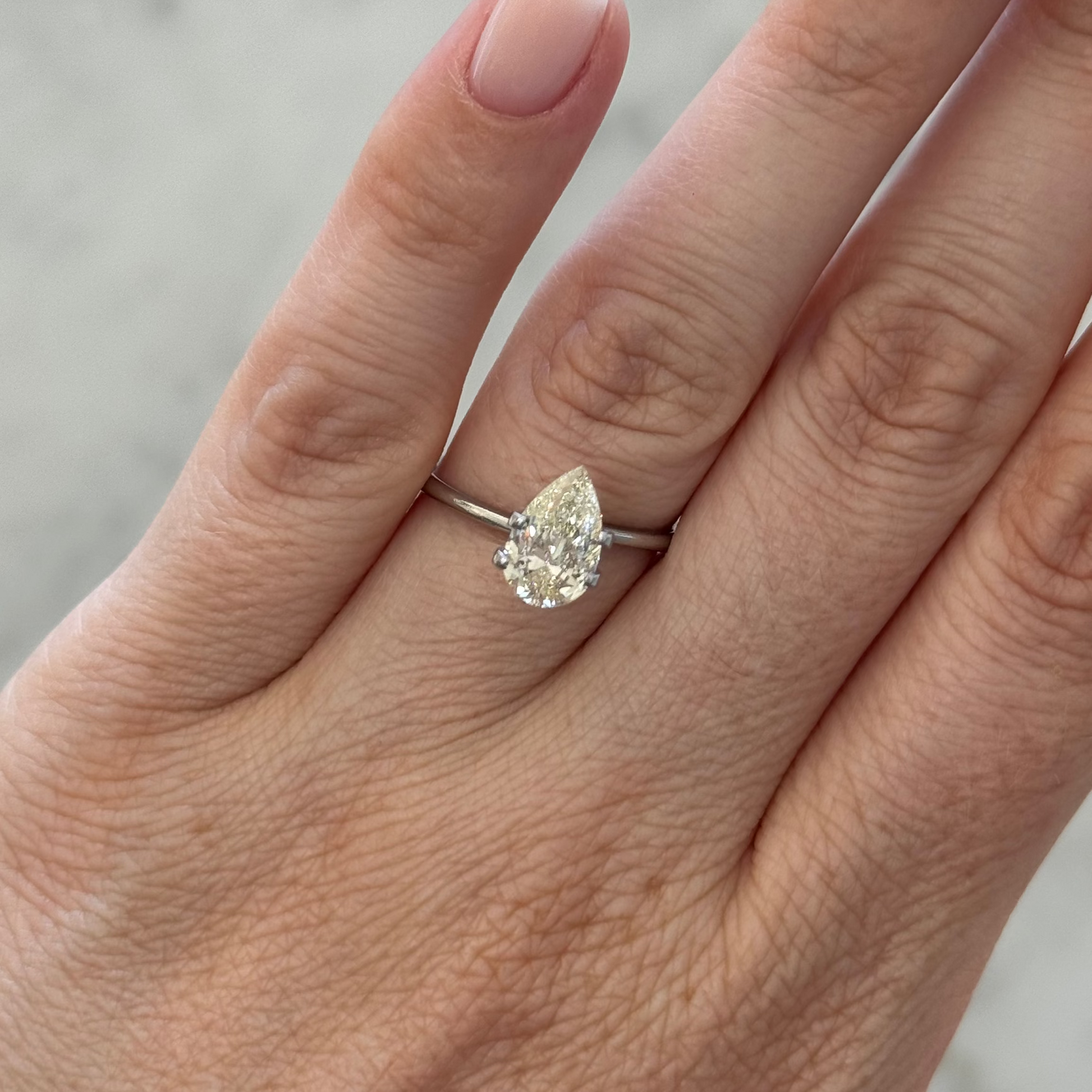 Pear | 1.70ct M SI2 | 1.60 ratio | GIA Certified 7488368094