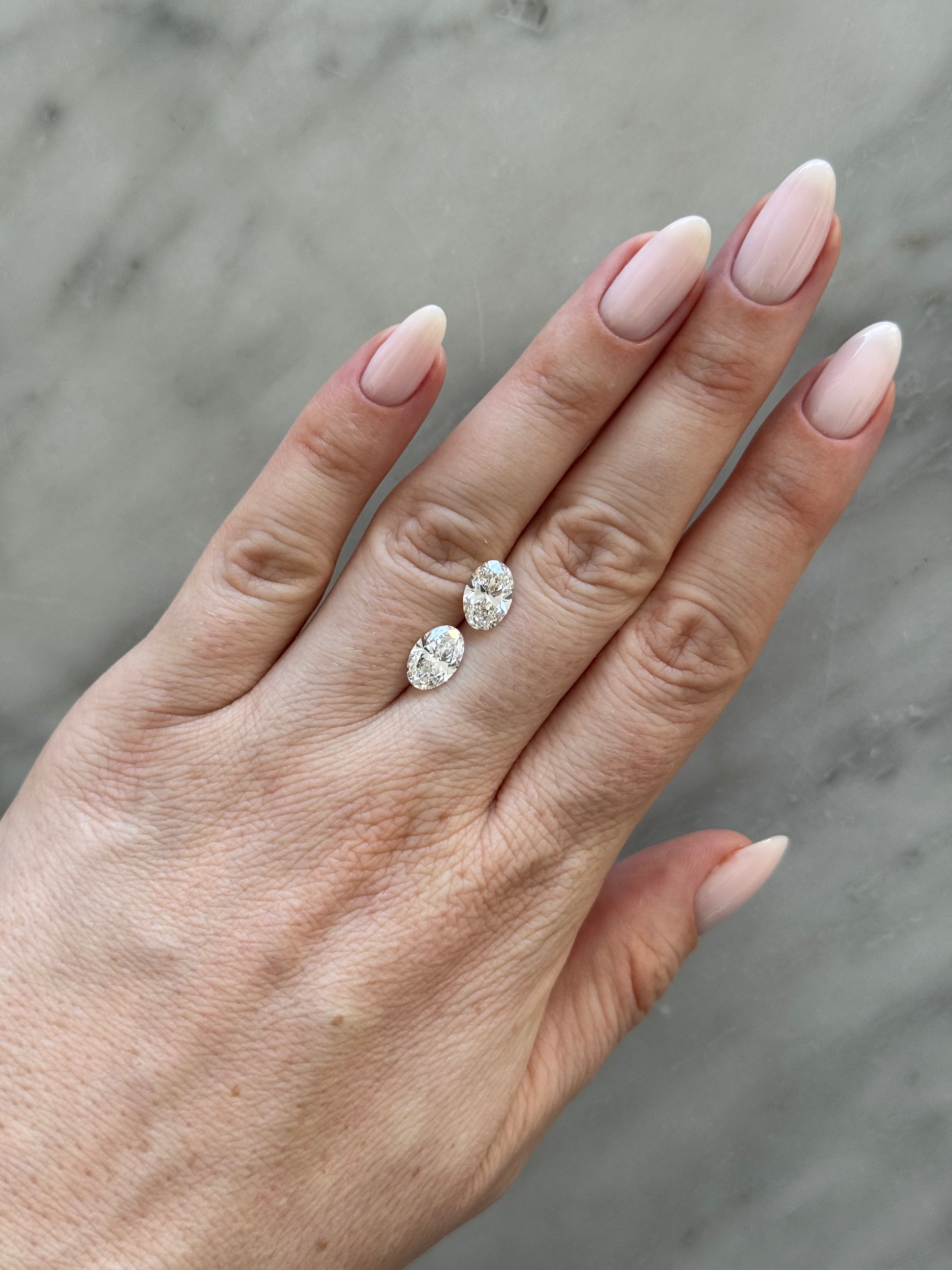 Matched Pair Oval | 3.06ctw E/D VVS2/VS1 | 1.48 ratio | IGI Certified 760594873, 764651612