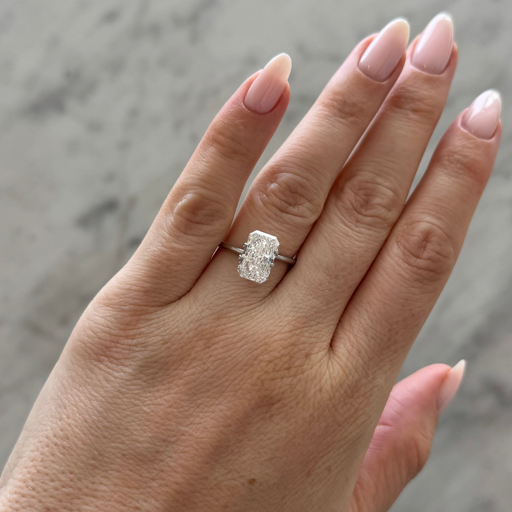 Radiant | 3.08ct E VS2 | 1.53 ratio | IGI Certified LG762565261