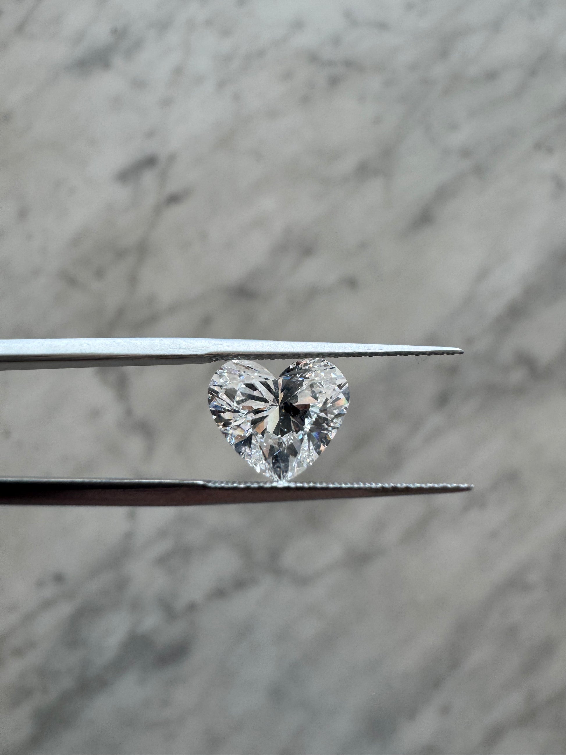 Heart | 3.08ct D VS1 | 0.85 ratio | IGI Certified LG678527570