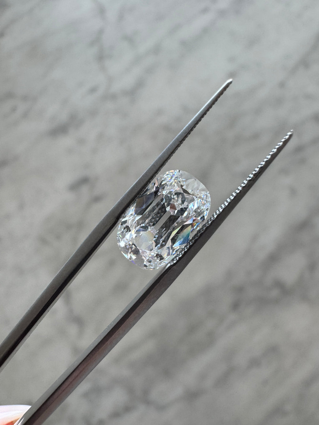 Old Mine Cushion | 3.22ct D VS1 | 1.61 ratio | IGI Certified LG741521846