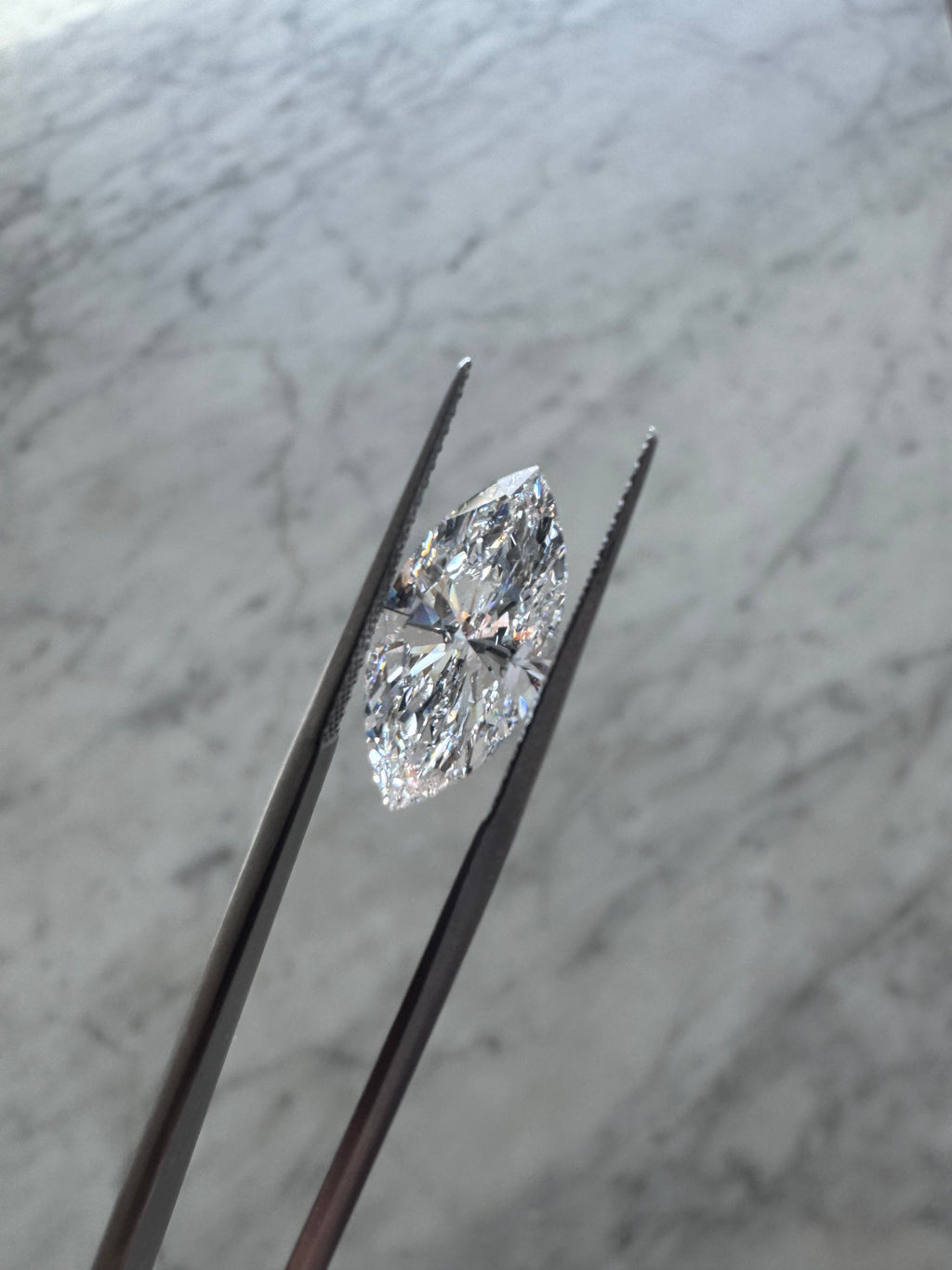 Marquise | 4.09ct D VS2 | 2.09 ratio | IGI Certified LG698545847