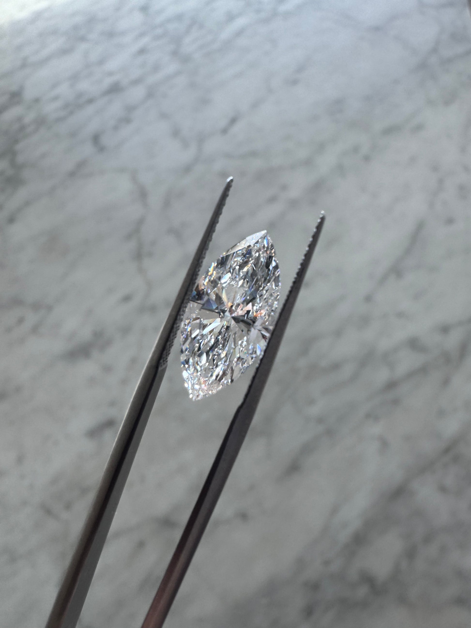 Marquise | 4.09ct D VS2 | 2.09 ratio | IGI Certified LG698545847