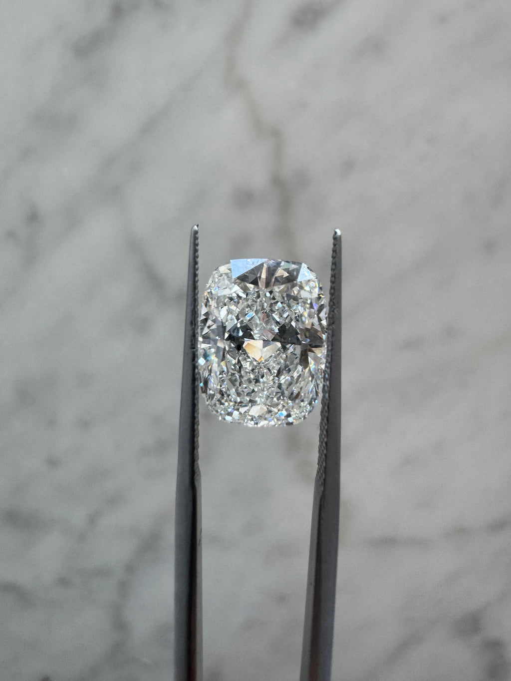 Cushion | 5.05ct F VS1 | 1.32 ratio | IGI Certified
