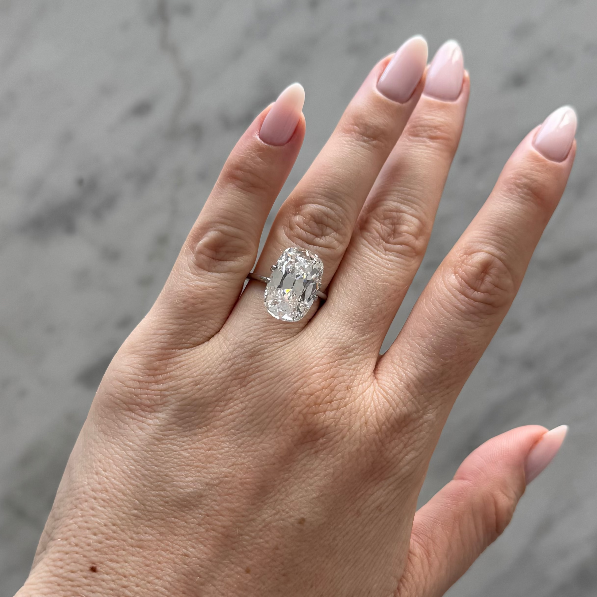 Old Mine Cushion | 9.06ct F VVS2 | 1.49 ratio | IGI Certified LG754506670