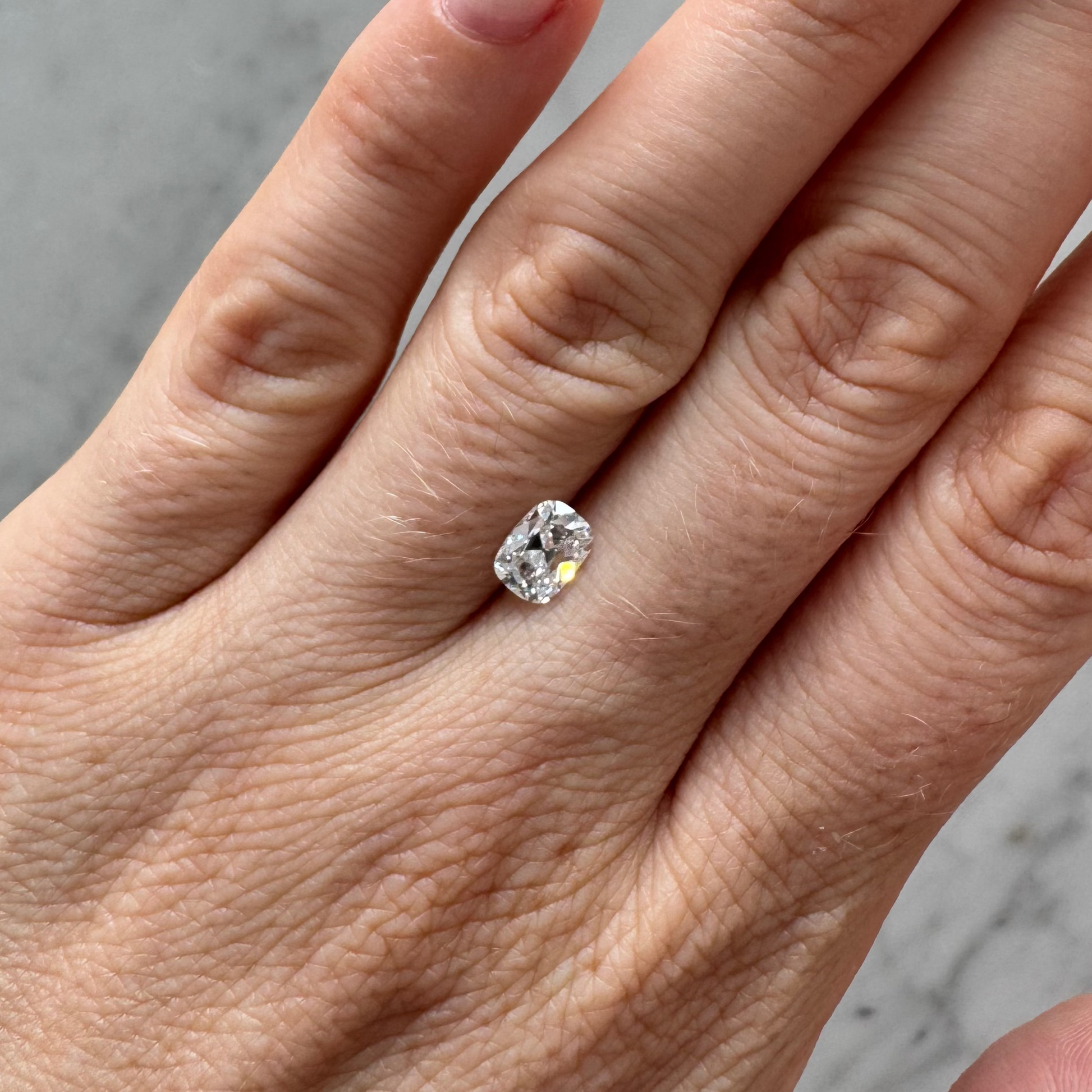 Antique-style Cushion "Old Mine" | 0.95ct D VS2 | 1.33 ratio | IGI Certified