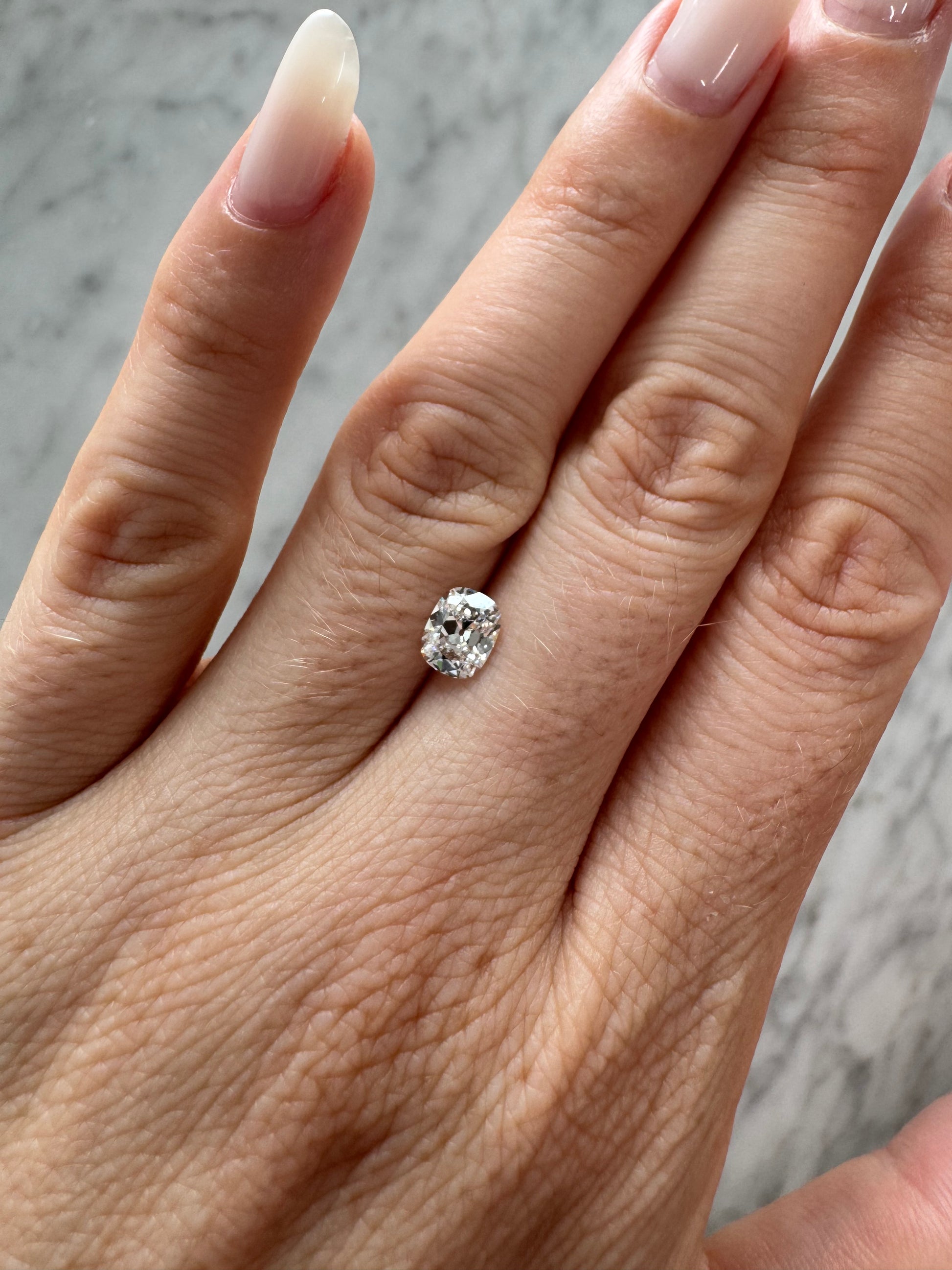 Antique-style Cushion "Old Mine" | 1.02ct E VVS1 | 1.25 ratio | IGI Certified