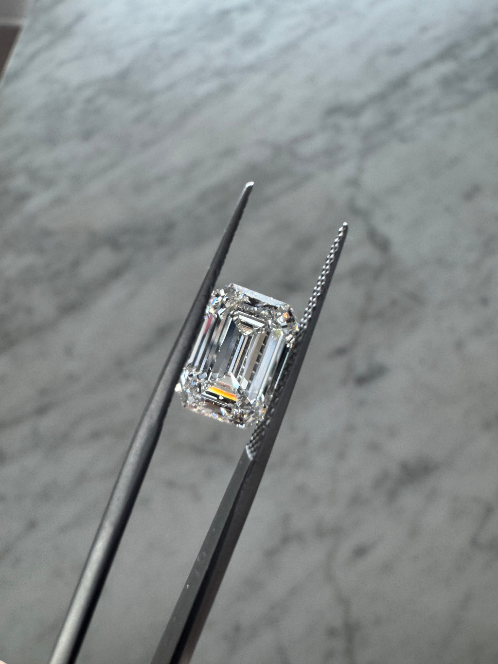 Emerald | 3.10ctct F VS1 | 1.40 ratio | IGI Certified LG797651165