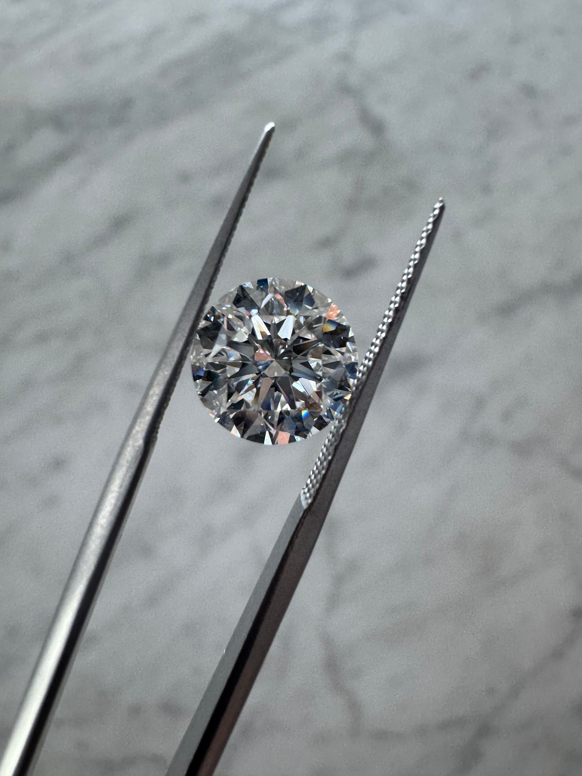 Round Brilliant | 3.07ct E VS1 | IGI Certified LG741517420