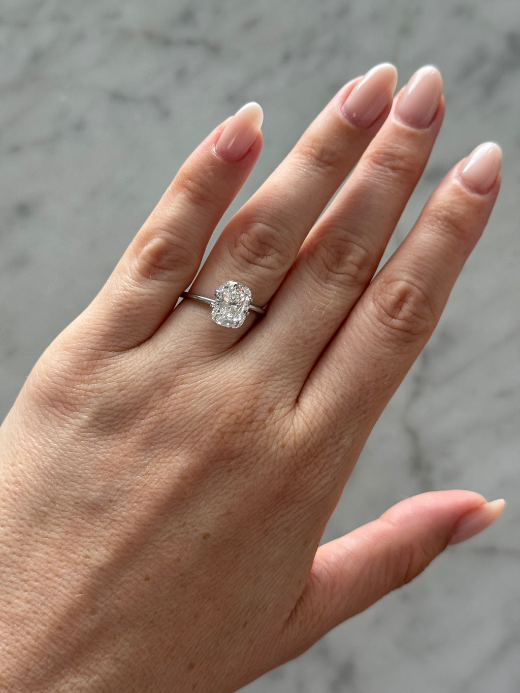 Cushion | 3.03ct F VVS2 | 1.30 ratio | IGI Certified 805692128