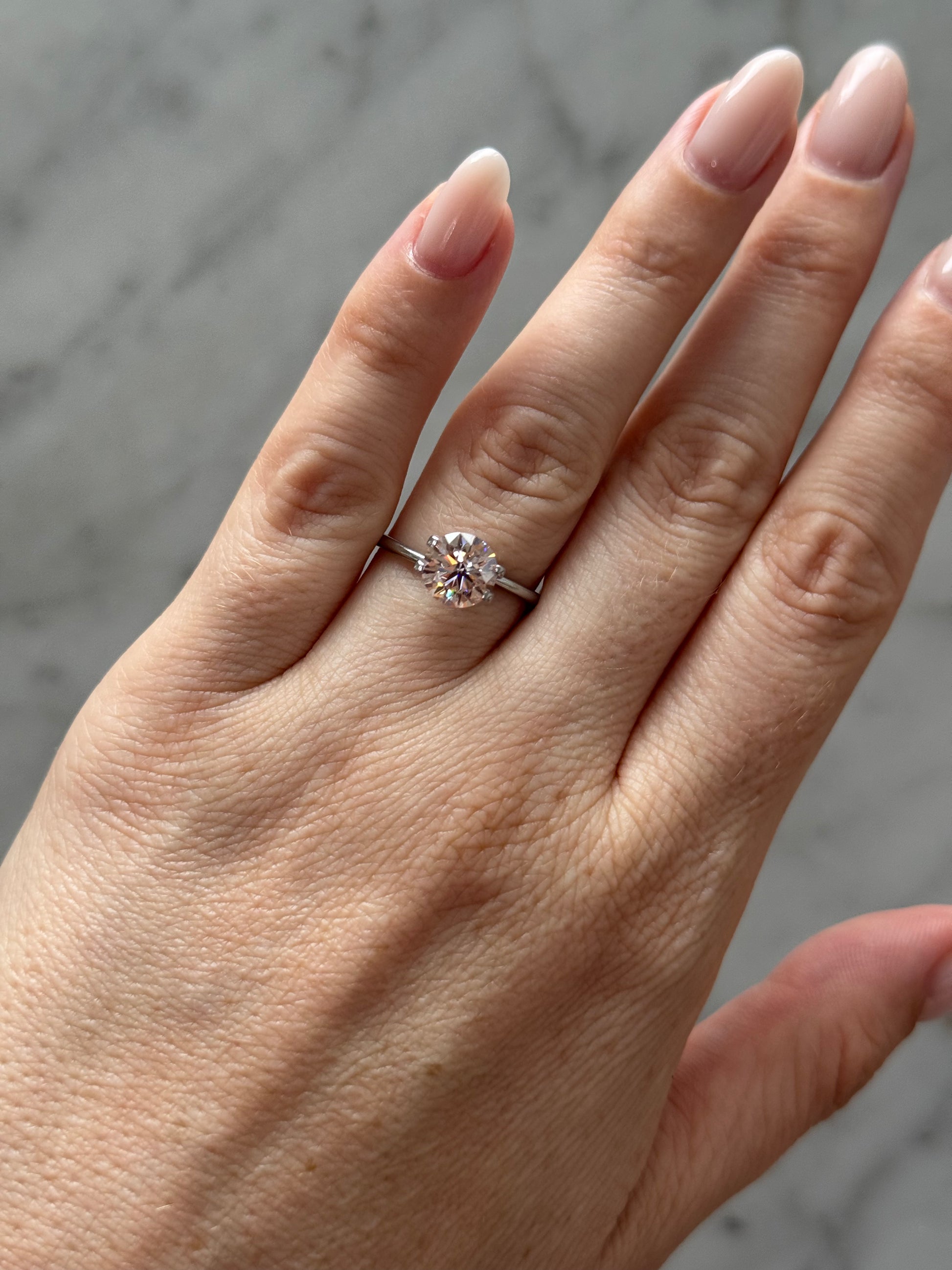 Round Brilliant | 1.85ct Fancy Intense Pink VS1 | IGI Certified 675530185