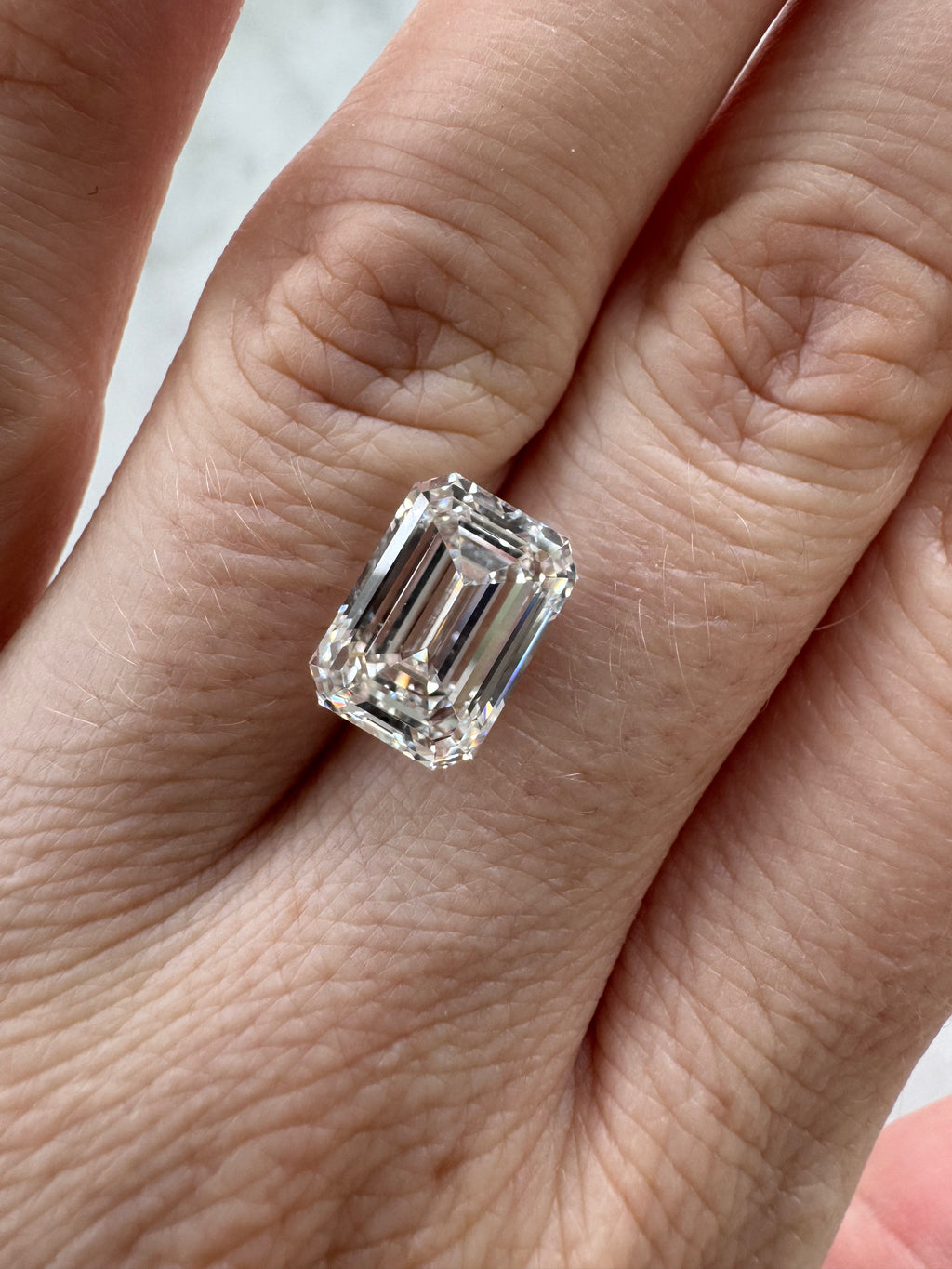 Emerald | 5.23ct F VS1 | 1.40 ratio | IGI Certified LG633406630
