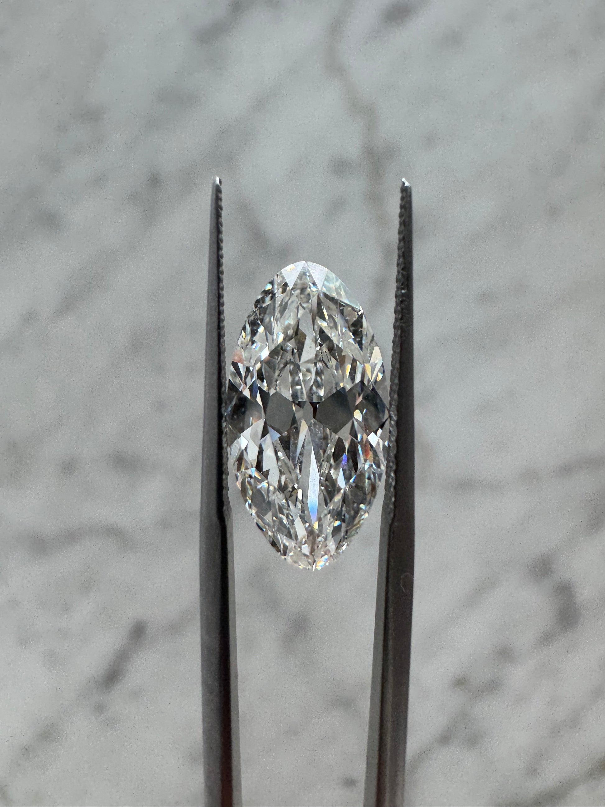 Antique Style Moval | 5.79ct G VVS2 | 1.88 ratio | IGI Certified 707540908