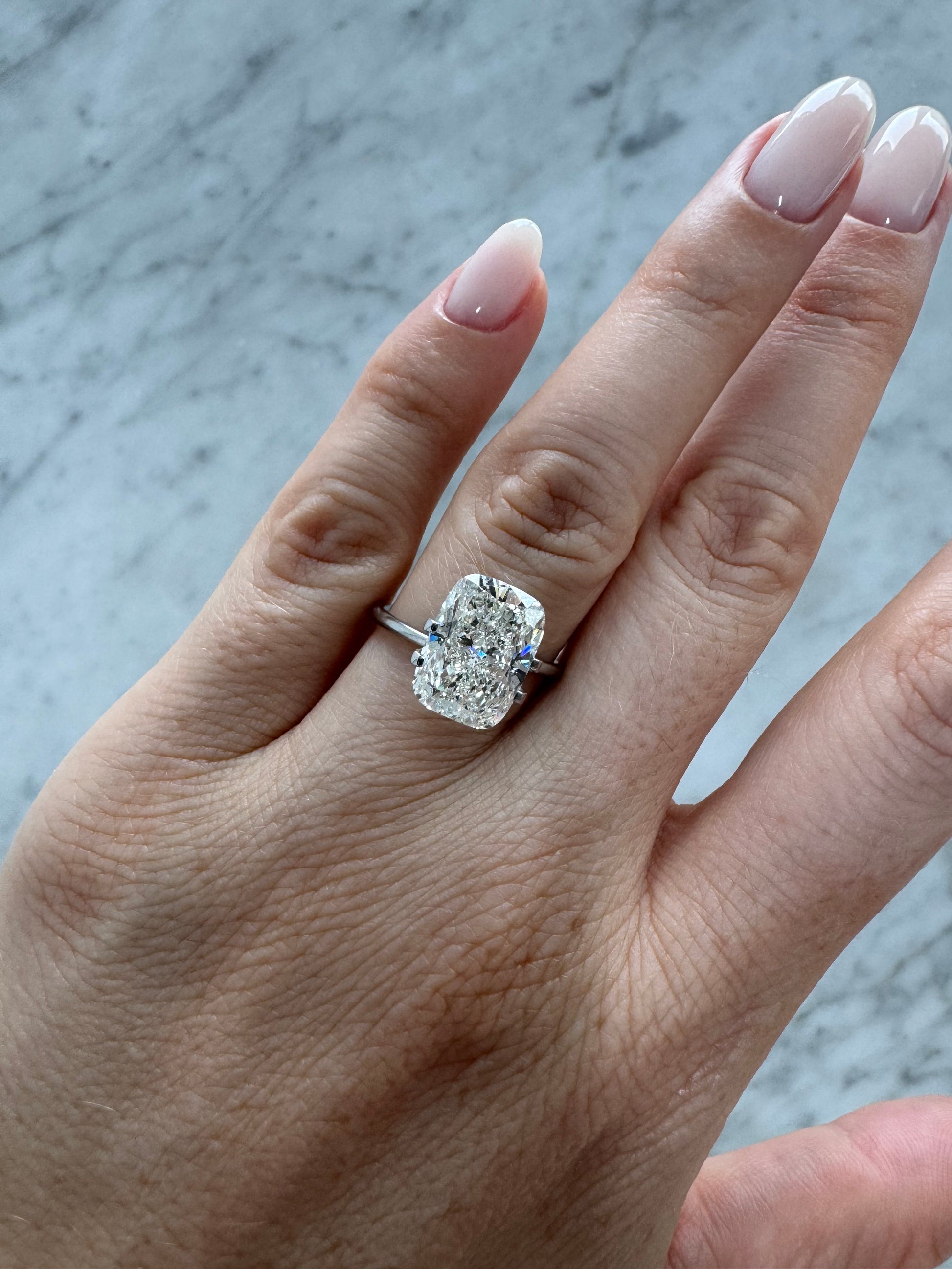 Cushion | 5.03ct G VS1 | 1.38 ratio | IGI Certified 720522454