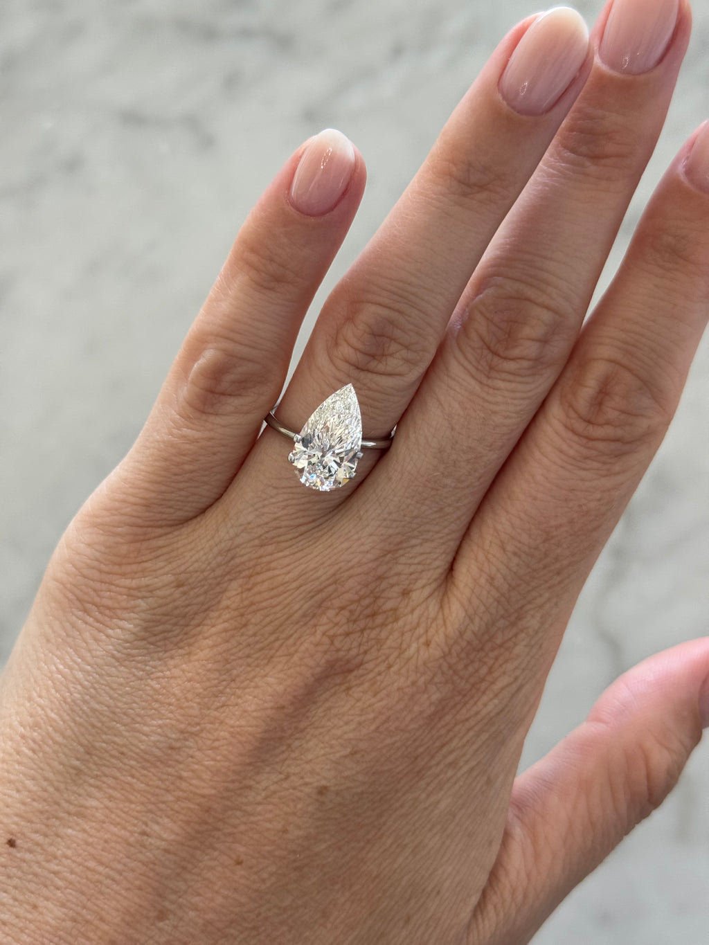 Pear | 4.58ct F VS1 | 1.74 ratio | IGI Certified LG614301068