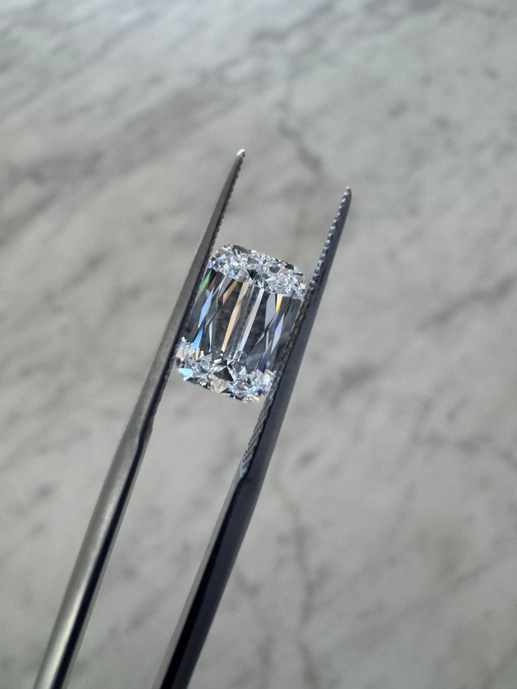 Ashoka | 2.03ct D VS1 | 1.47 ratio | IGI Certified LG807628948