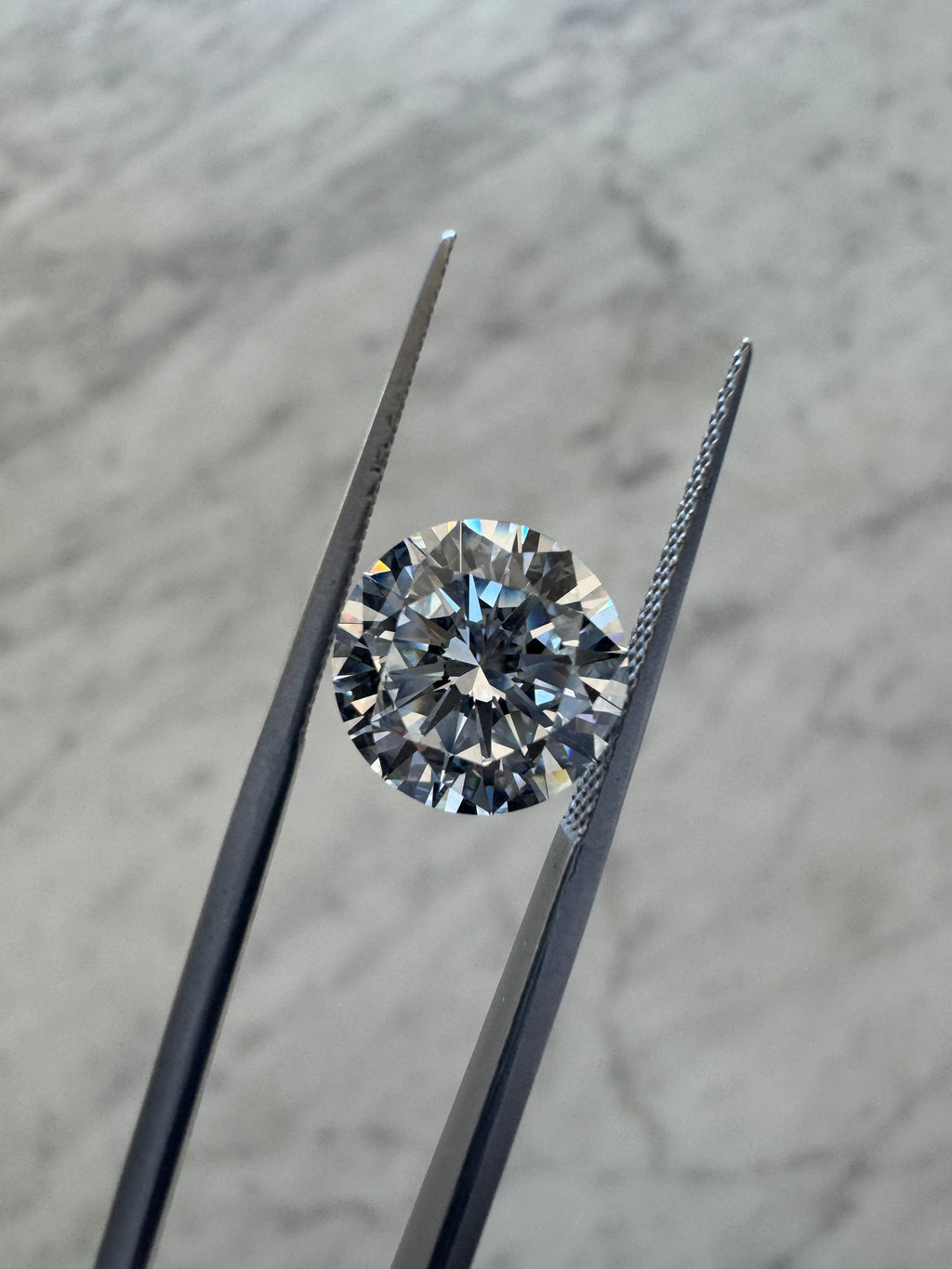 Round Brilliant | 4.01ct E VS1 | IGI Certified LG705526312