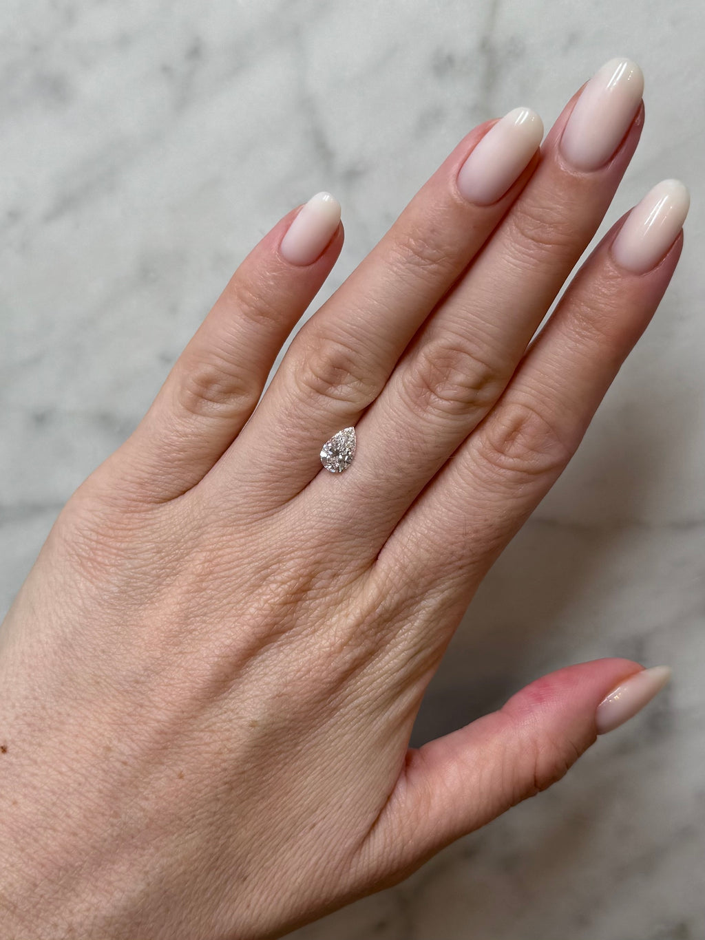 Pear | 1.01ct D VS1 | 1.57 ratio | IGI Certified 625435996