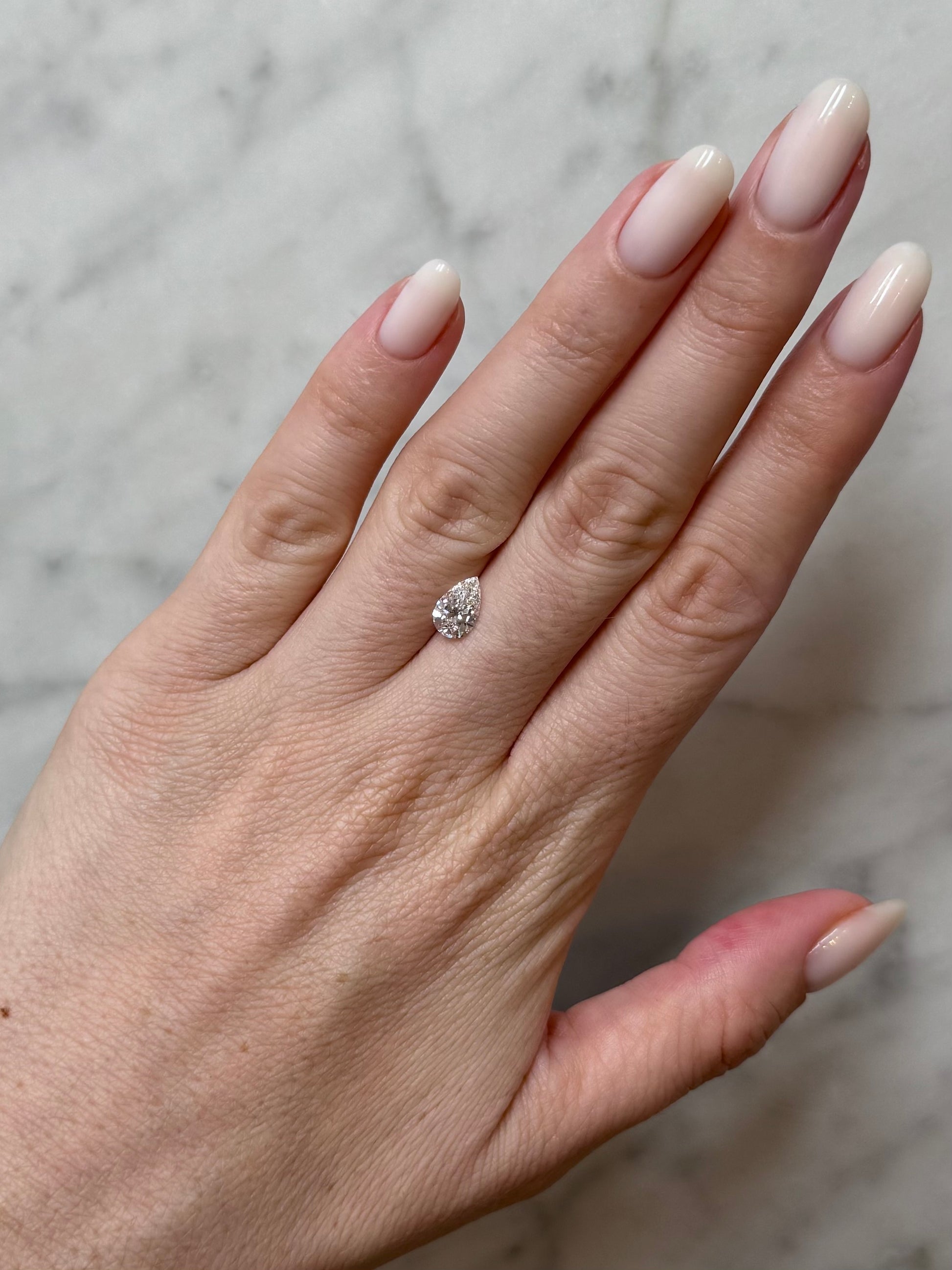 Pear | 1.01ct D VS1 | 1.57 ratio | IGI Certified 625435996