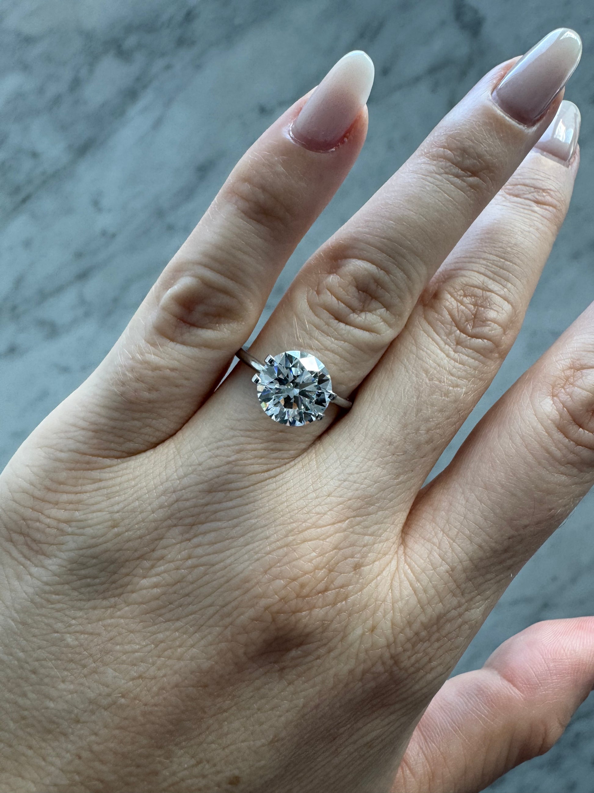 Round | 3.11ct E VS1 | Hearts & Arrows* | IGI Certified 712583984